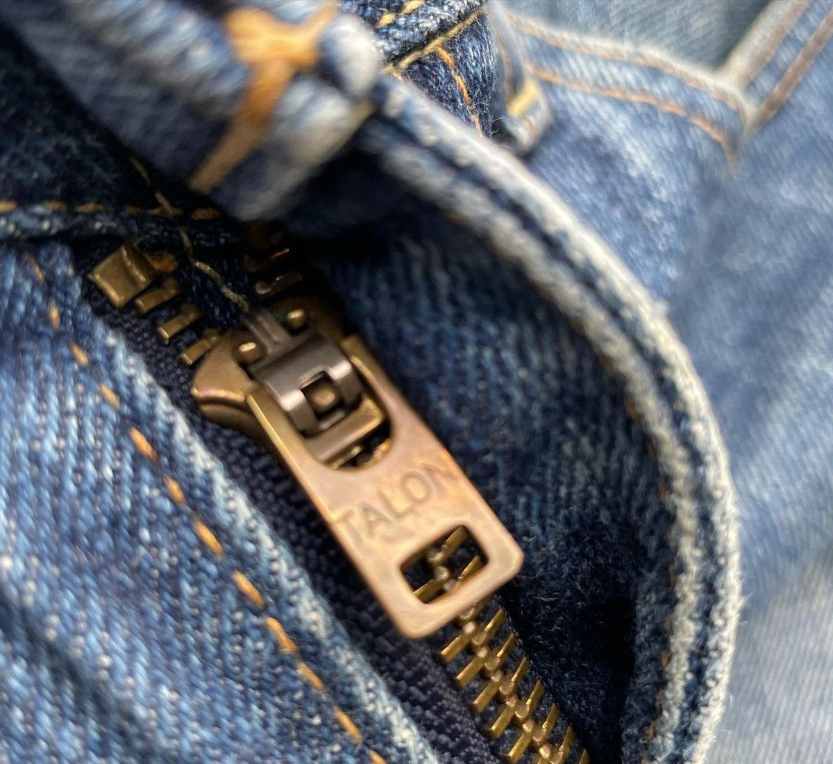 Levi's Vintage Levis 2003 502XX E 1967 Selvedge Aging Distressed Size US 34 / EU 50 - 9 Thumbnail