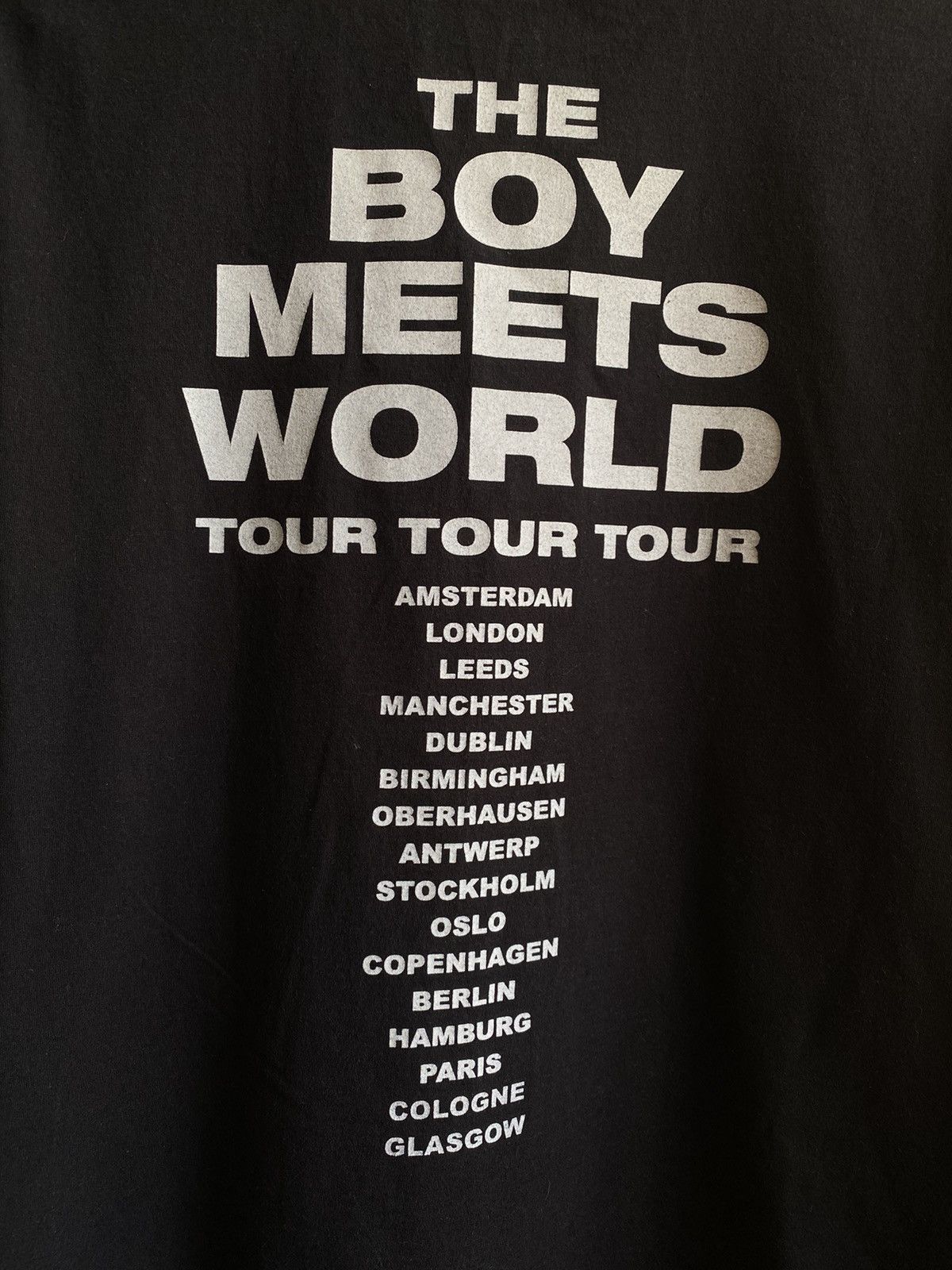 Band Tees 2017 Drake “The Boys Meets World Tour” T shirt Size US L / EU 52-54 / 3 - 14 Thumbnail