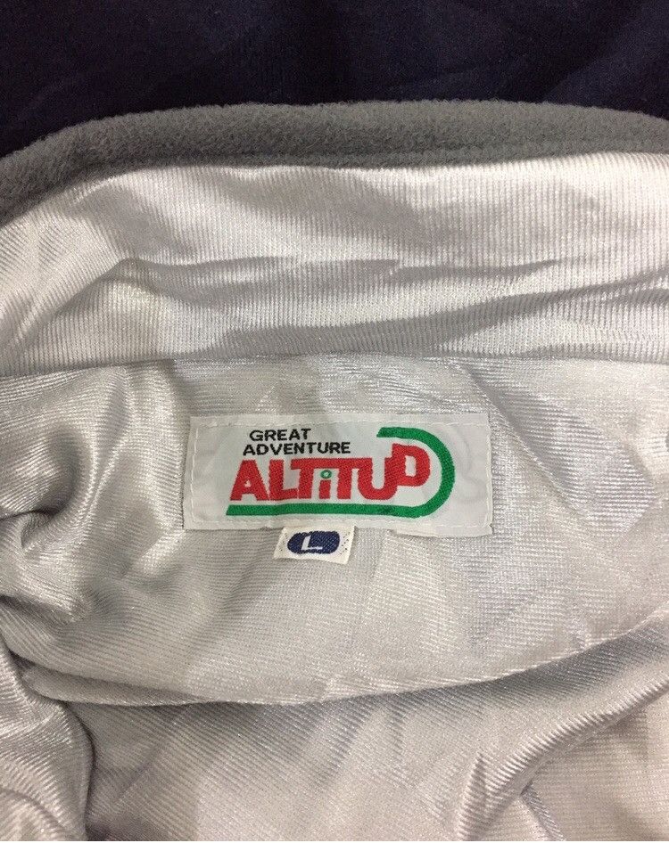 Goretex × Japanese Brand × Vintage Vintage Altitude Goretex Jacket Zipper Multicolour Block Size US L / EU 52-54 / 3 - 13 Thumbnail
