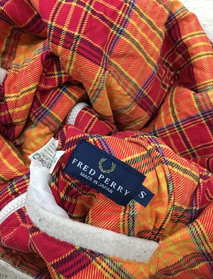 Fred Perry Reversible Fred Perry Sherpa Fleece Jacket Quilted Tartan Size US S / EU 44-46 / 1 - 13 Thumbnail