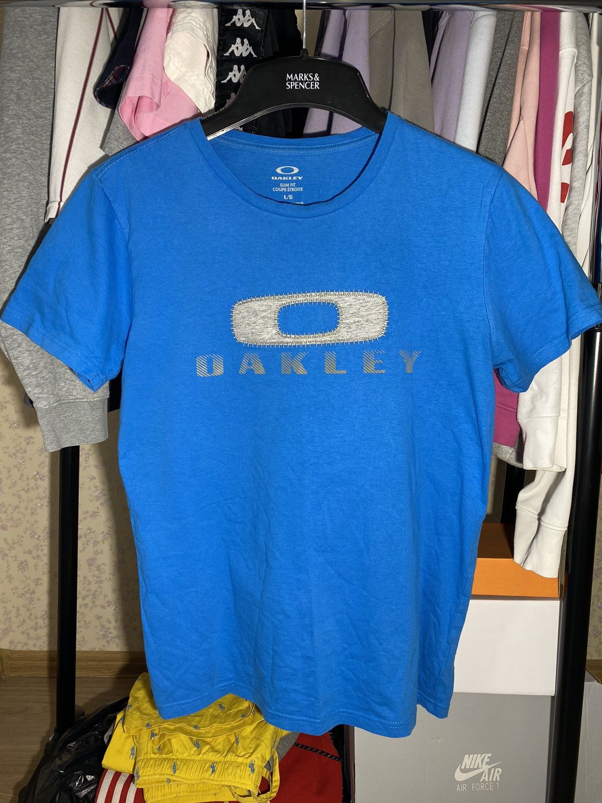 Oakley × Vintage Vintage Oakley t shirt big logo Size US L / EU 52-54 / 3 - 5 Thumbnail
