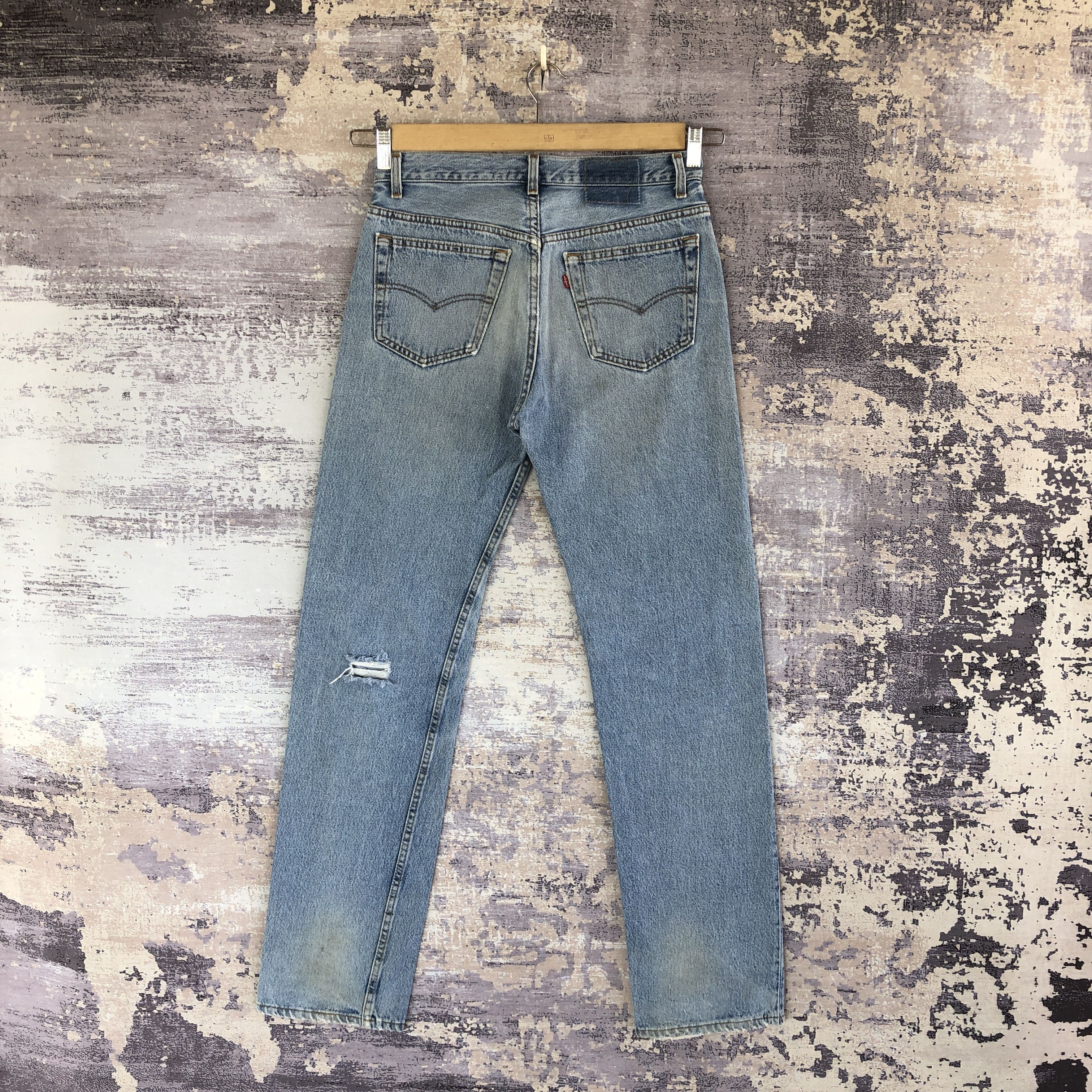 Levi's Vintage Levis 501 Distressed Jeans Levi's Sun Faded Denim Size US 30 / EU 46 - 2 Thumbnail