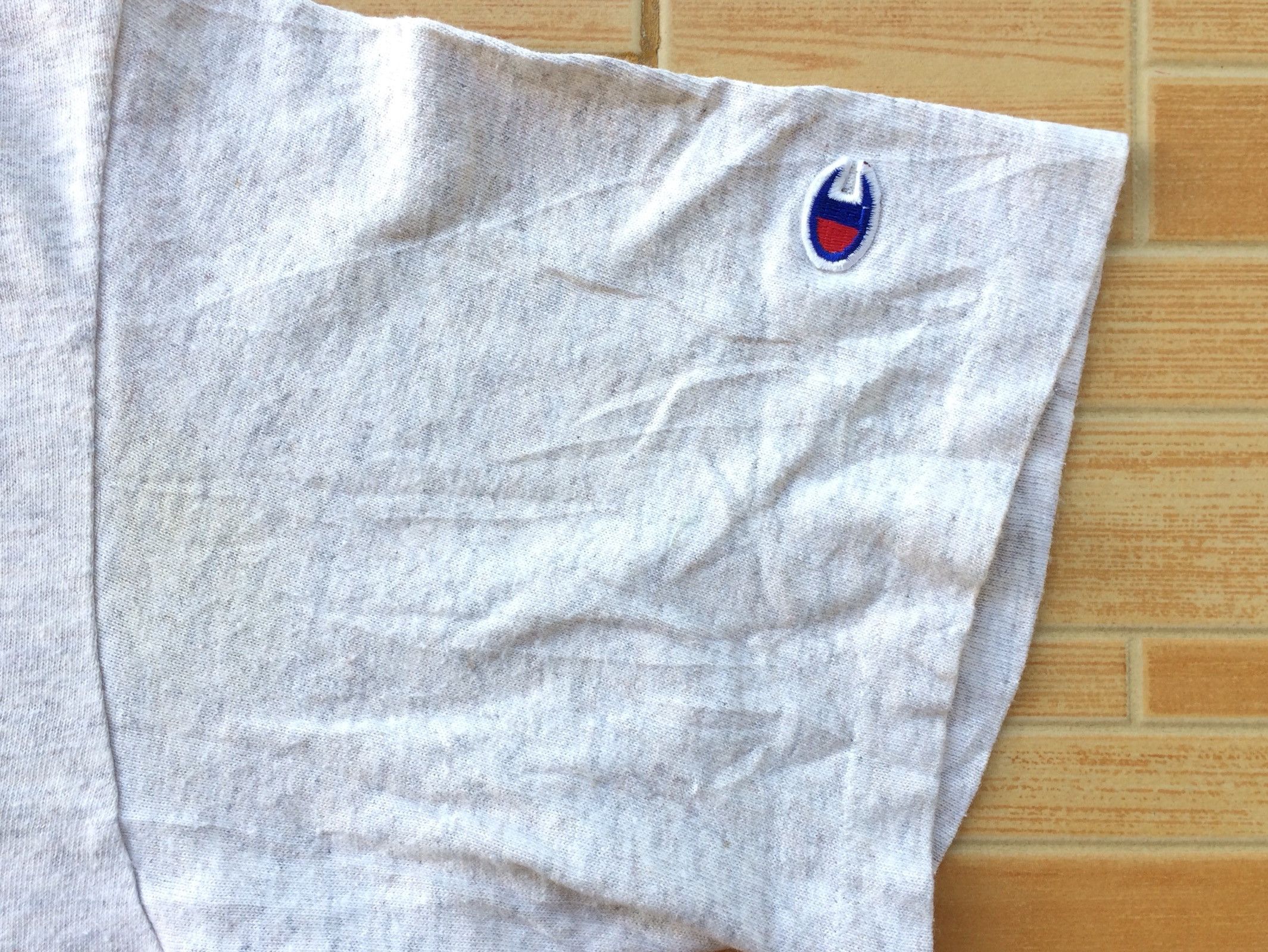 Champion Vintage 90s Champion Tshirts Size US M / EU 48-50 / 2 - 4 Thumbnail