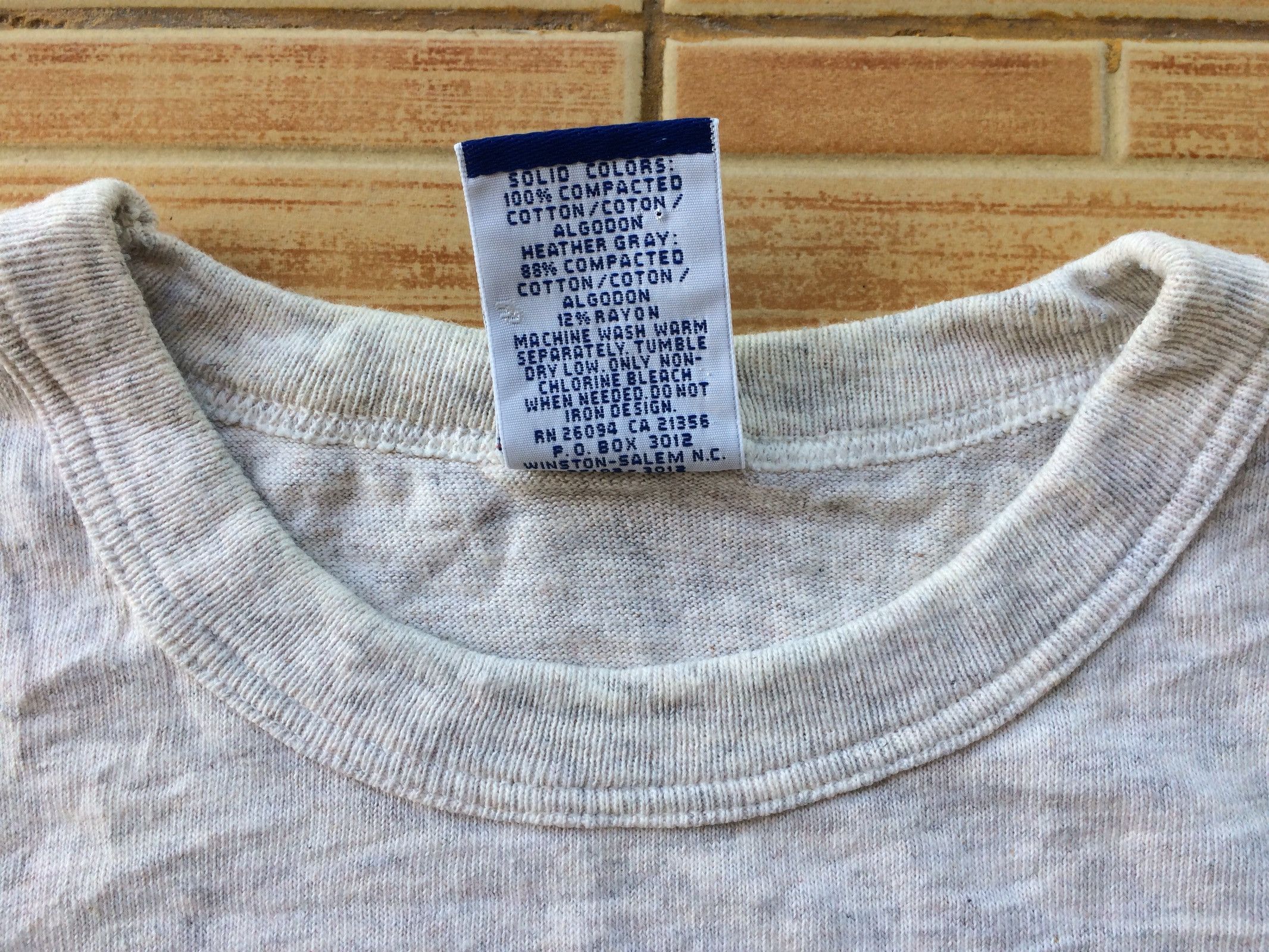 Champion Vintage 90s Champion Tshirts Size US M / EU 48-50 / 2 - 6 Thumbnail