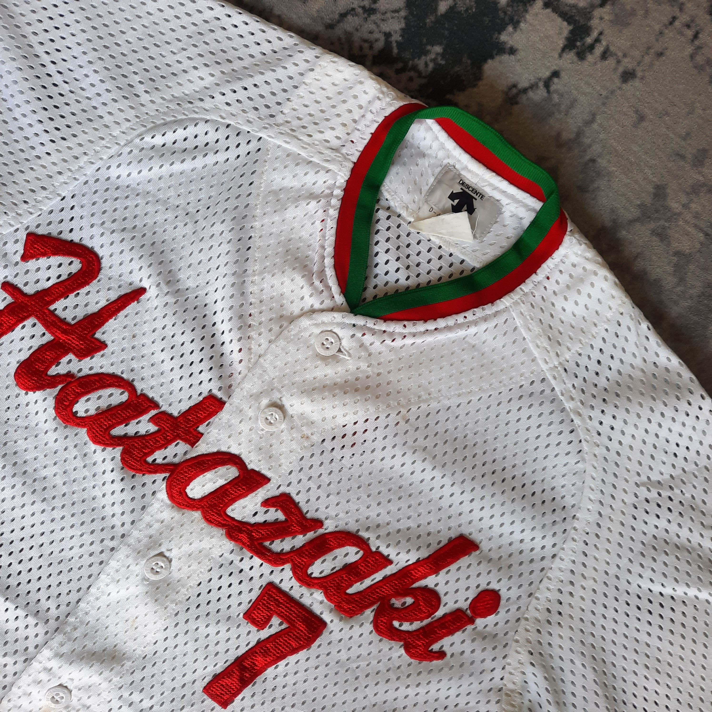Japanese Brand 🔥Vintage descente NPB baseball jersey baseball jersey Size US S / EU 44-46 / 1 - 3 Thumbnail