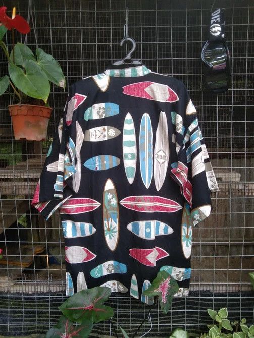 Designer LIGHTLAYERS HAWAIIAN MEN KIMONO Size US L / EU 52-54 / 3 - 8 Thumbnail