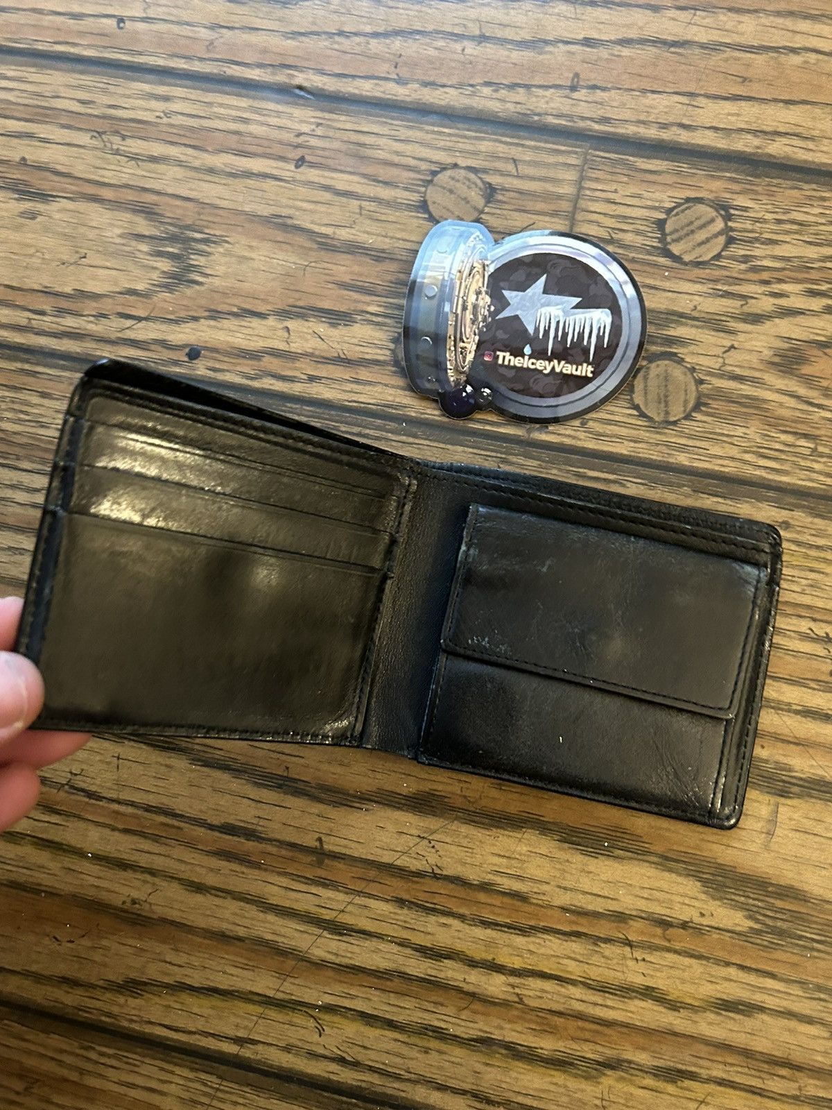 Bape Bape OG Logo Bifold Wallet Size ONE SIZE - 3 Thumbnail