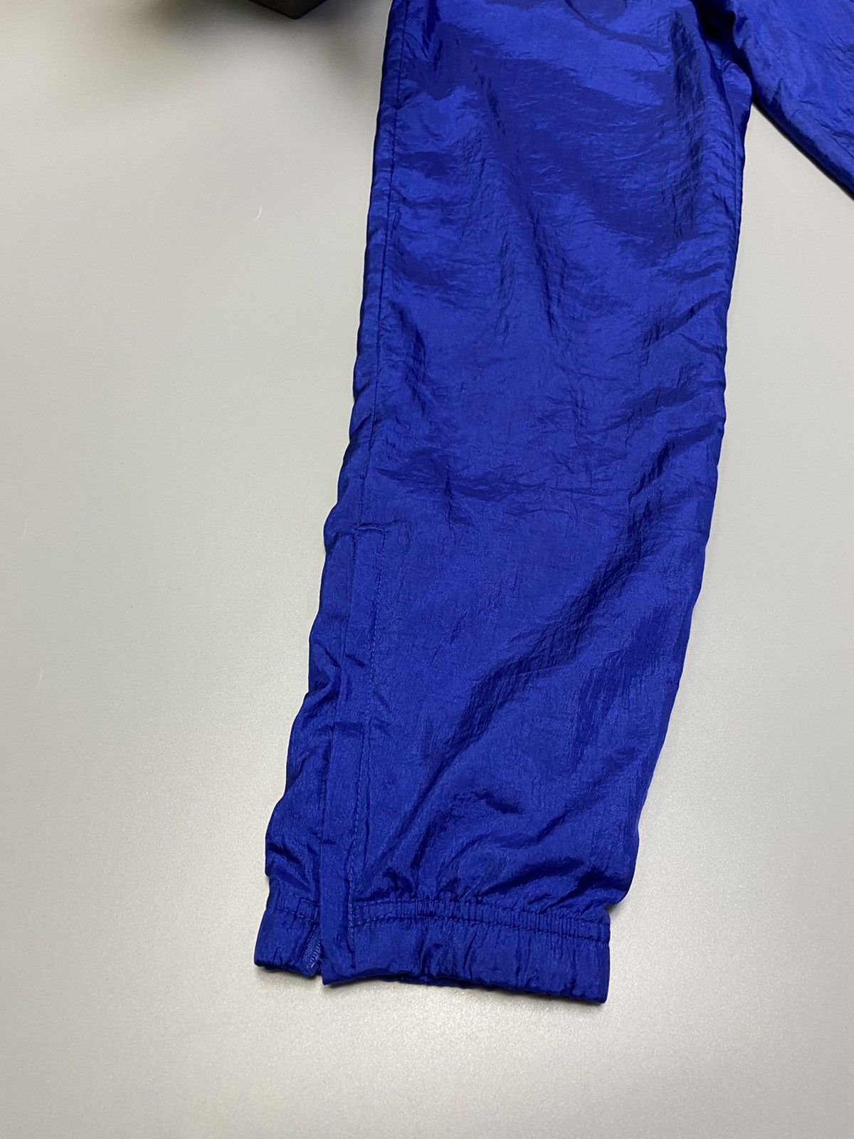 Champion × Vintage Vintage Champion Track Pants Nylon Trousers Men’s S Blue Size US 30 / EU 46 - 3 Thumbnail