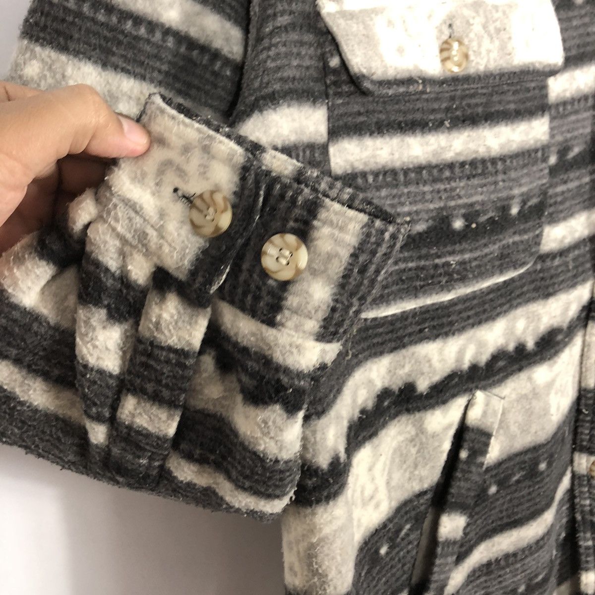 Japanese Brand Rare Vintage Machope Navajo Winter Wear Button Fleece Jacket Size US M / EU 48-50 / 2 - 9 Thumbnail