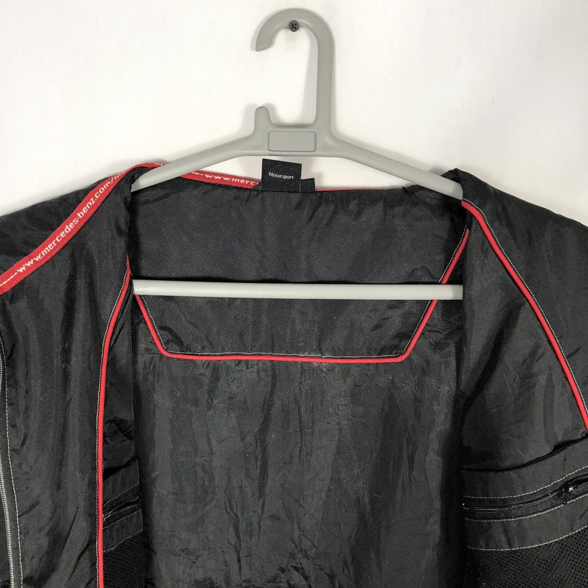 Formula 1 × Mercedes-Benz 🔥Rare🔥Formula One Mercedes Benz Racing Sports Light Jacket Size US L / EU 52-54 / 3 - 18 Thumbnail