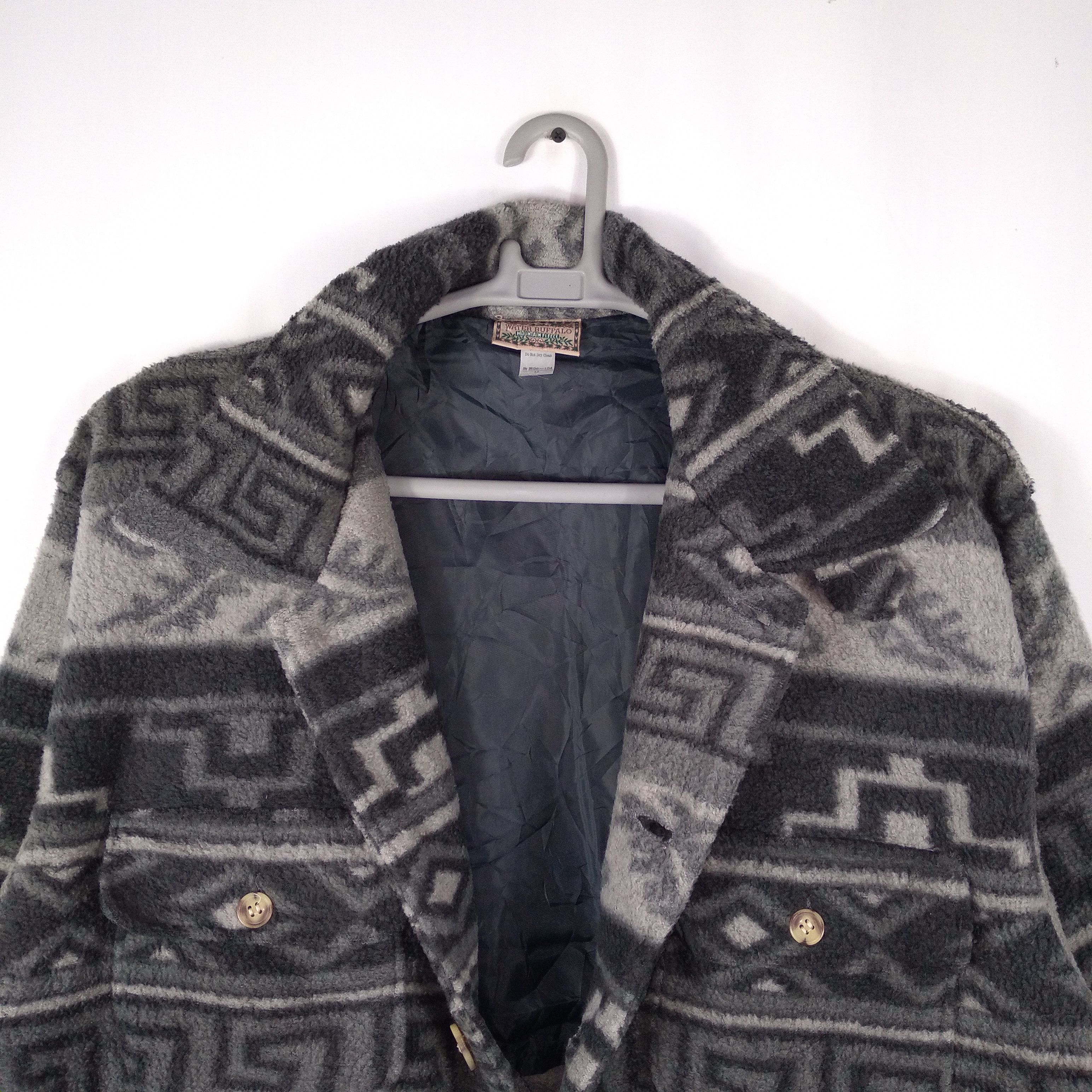 Japanese Brand Vintage Water Buffalo Navajo Style Buttons Fleece Jacket Size US L / EU 52-54 / 3 - 7 Thumbnail