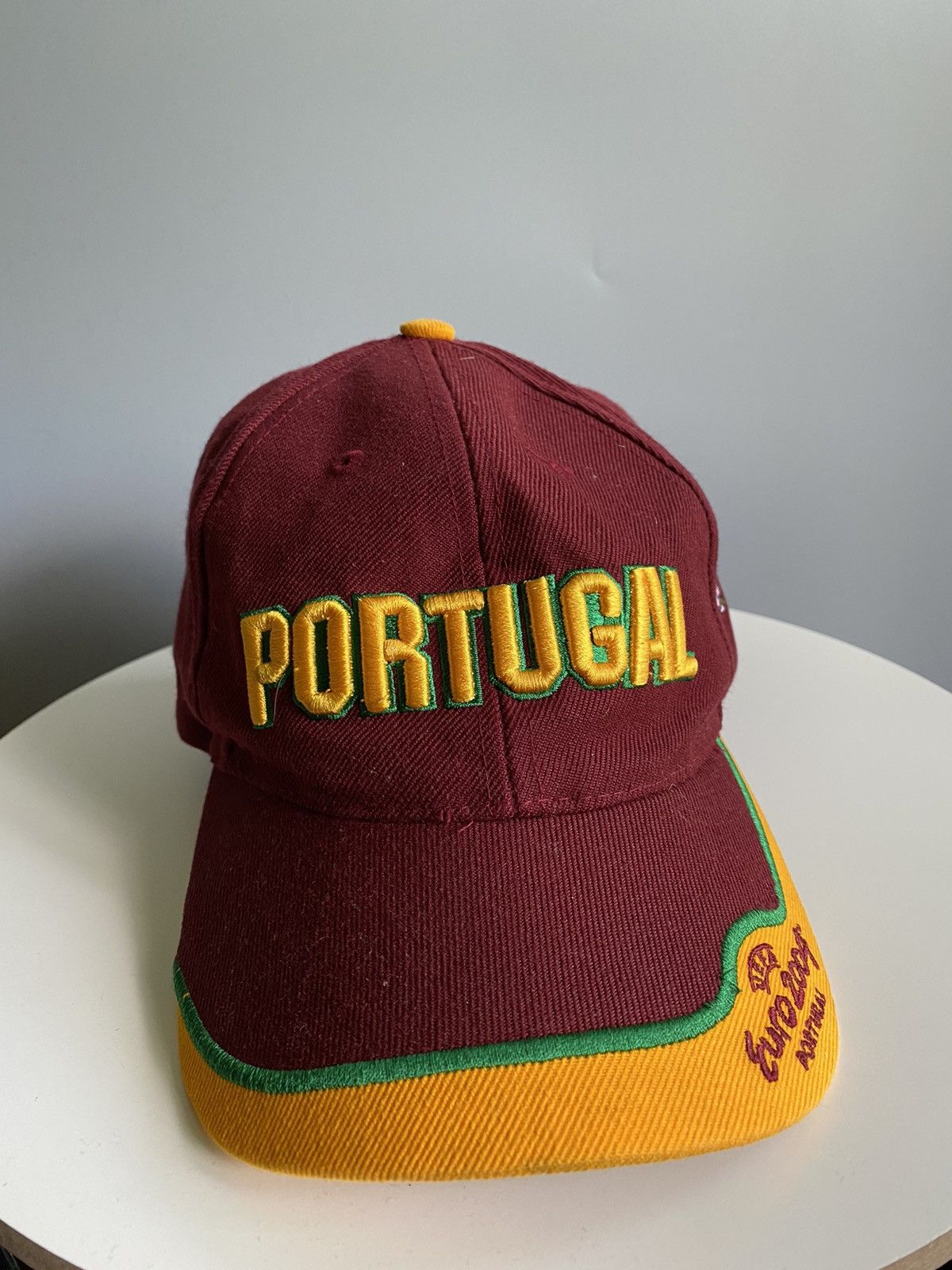 UEFA × Vintage Vintage Euro 2004 National Team Portugal Cap Hat Size ONE SIZE - 2 Thumbnail