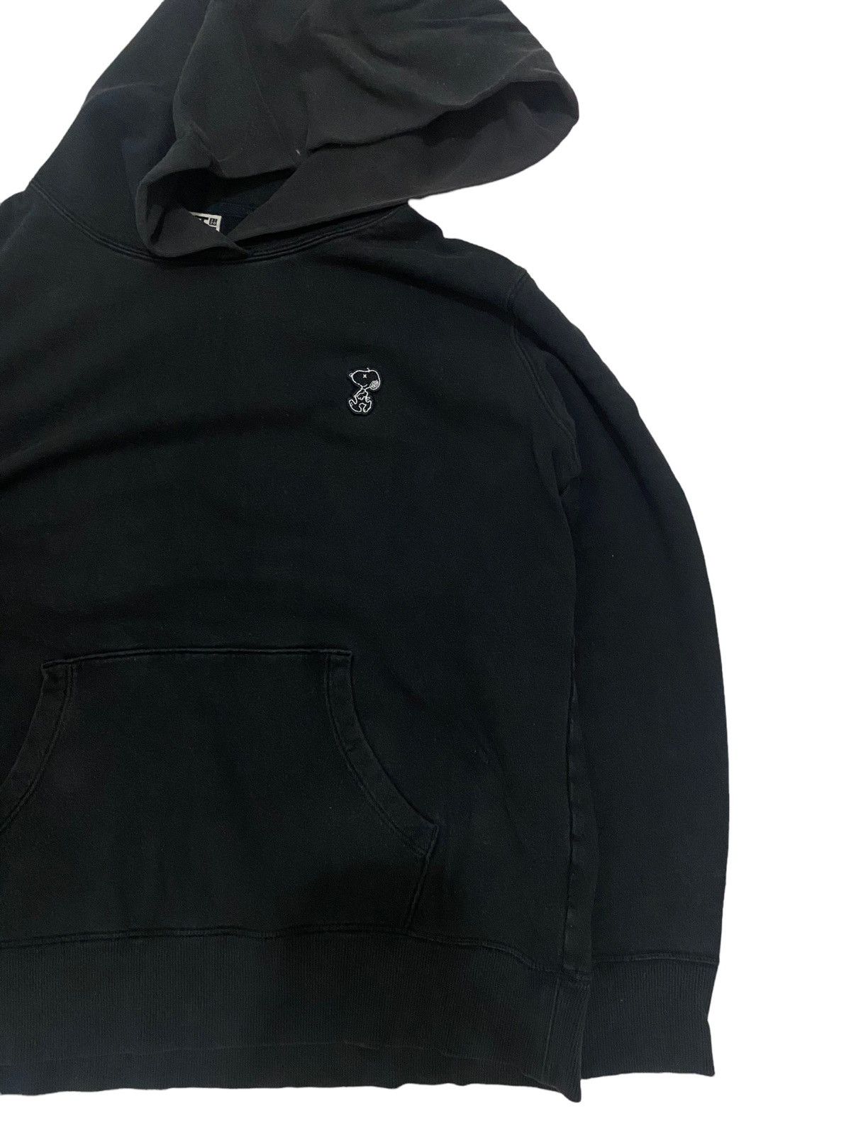 Kaws × Uniqlo Kaws Uniqlo Hoodies Size US M / EU 48-50 / 2 - 4 Thumbnail