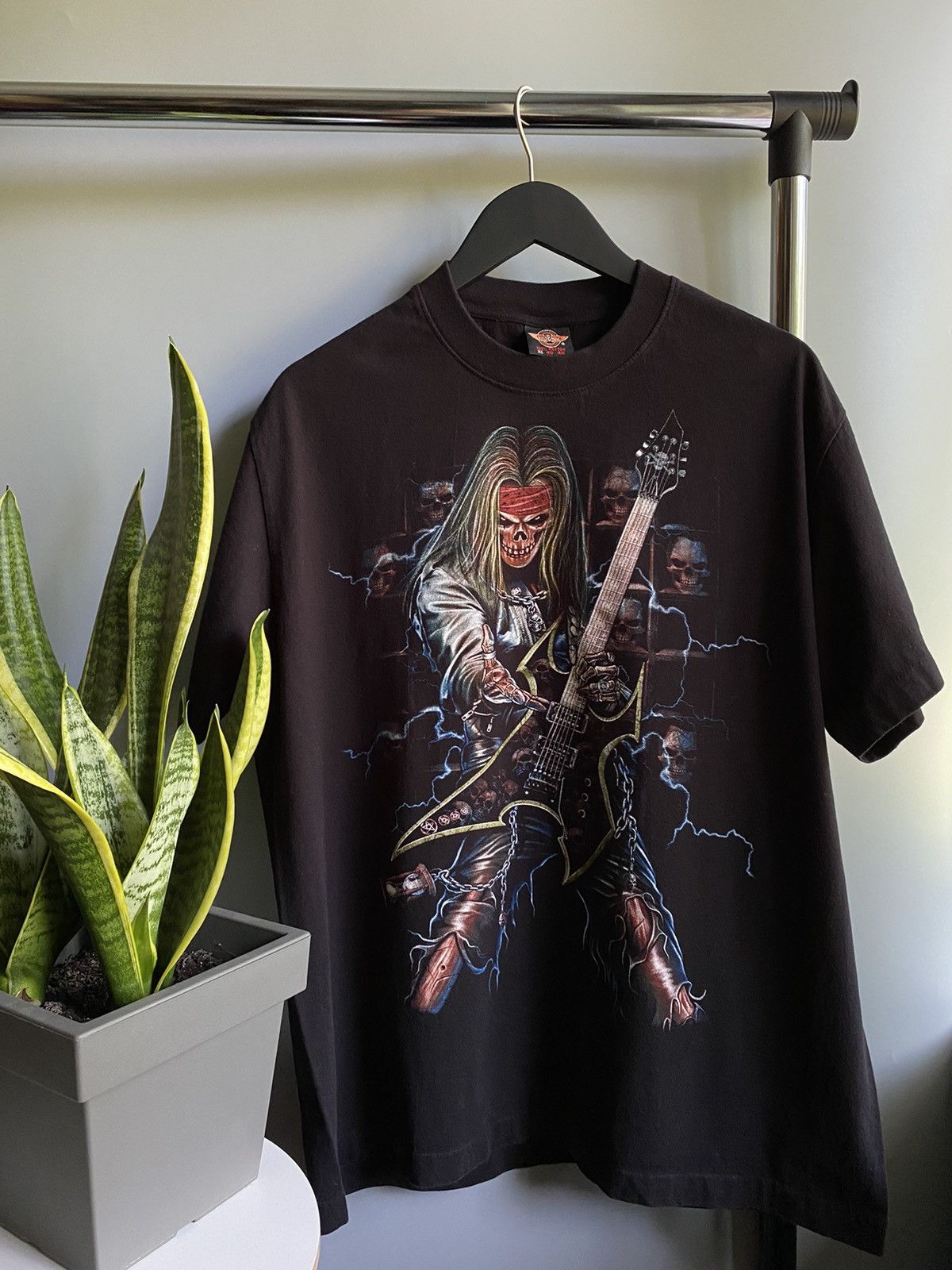 Band Tees Vintage 90s Skeleton Guitar Player Band T Shirt Size US XL / EU 56 / 4 - 4 Thumbnail