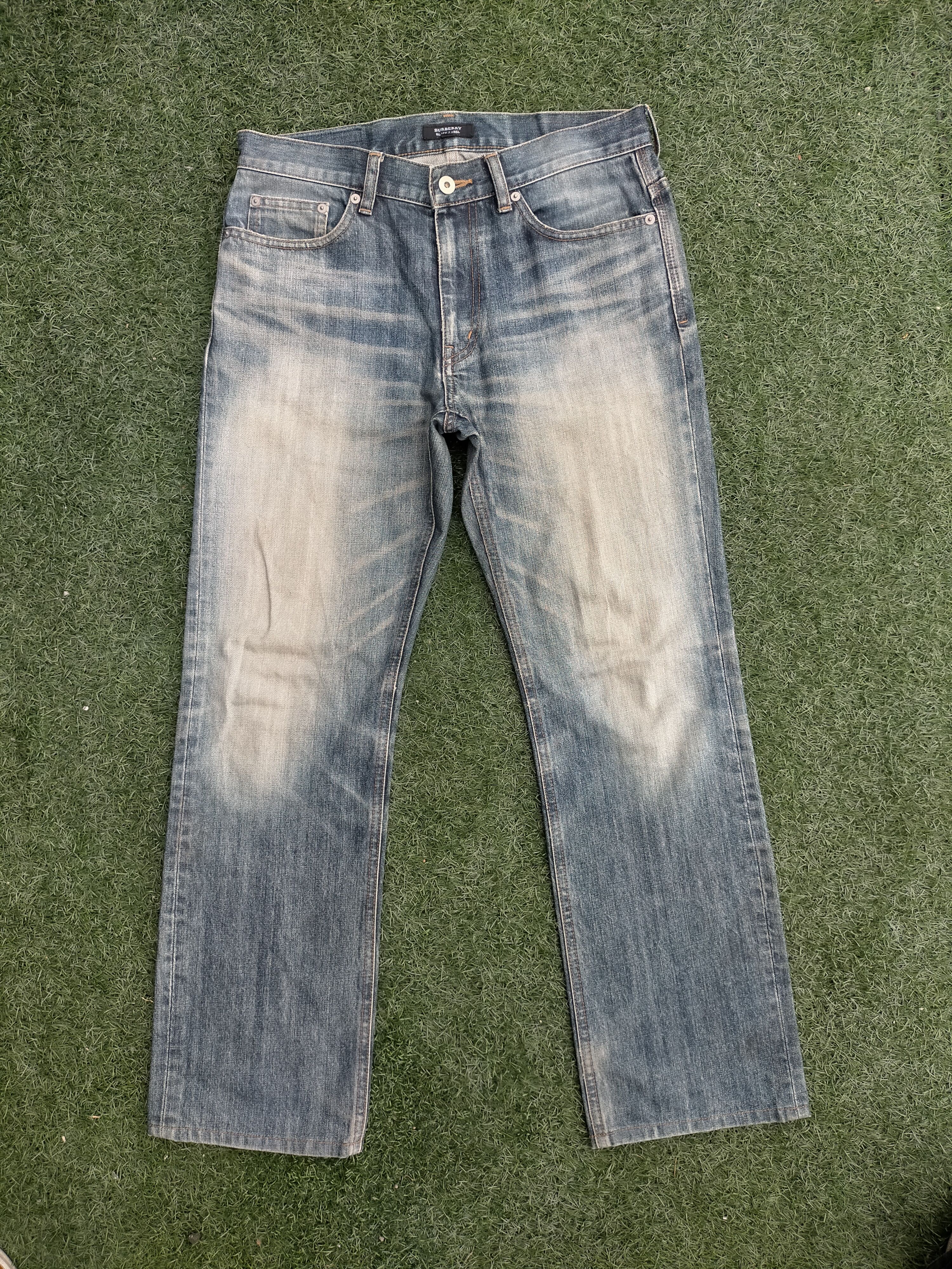 Burberry Burberry Distressed denim pants Size US 32 / EU 48 - 2 Thumbnail