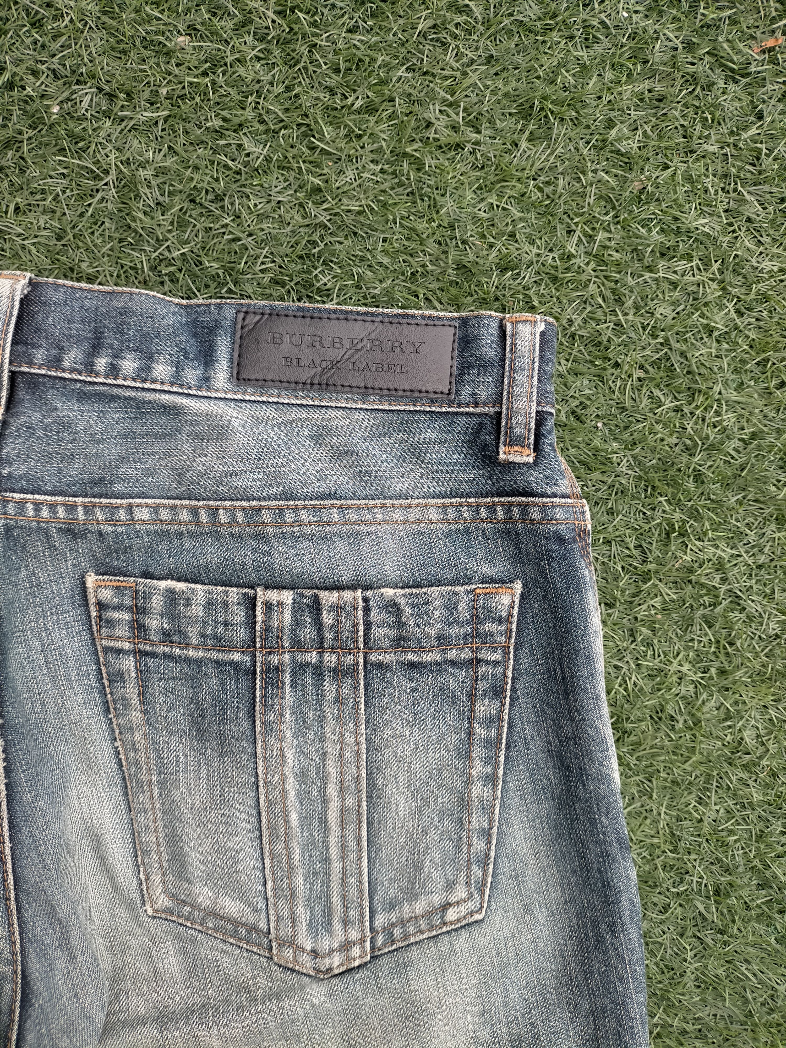 Burberry Burberry Distressed denim pants Size US 32 / EU 48 - 10 Thumbnail