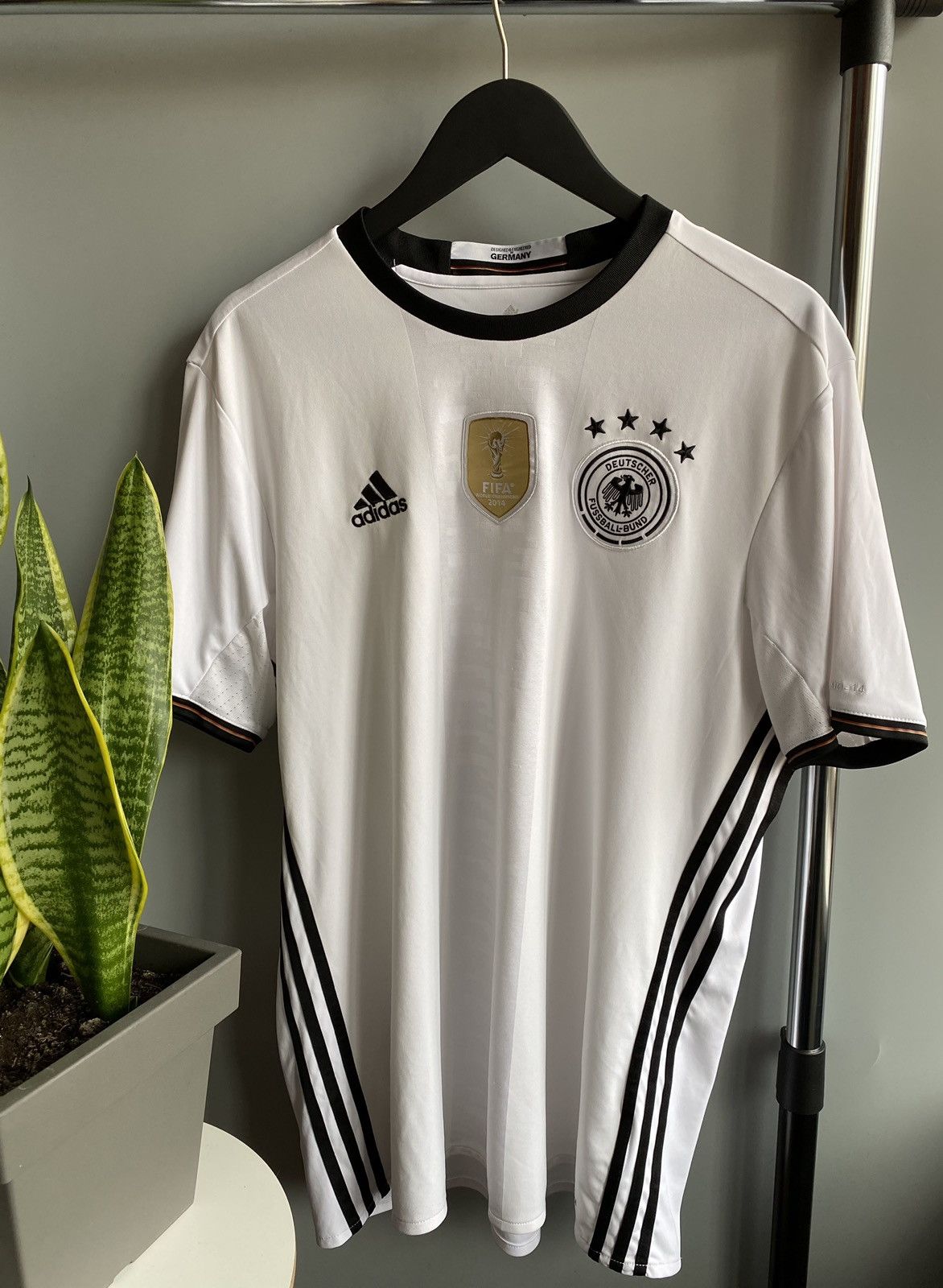Adidas × Vintage Adidas Germany Home football shirt 2016 -17 Soccer Jersey Size US XL / EU 56 / 4 - 2 Thumbnail