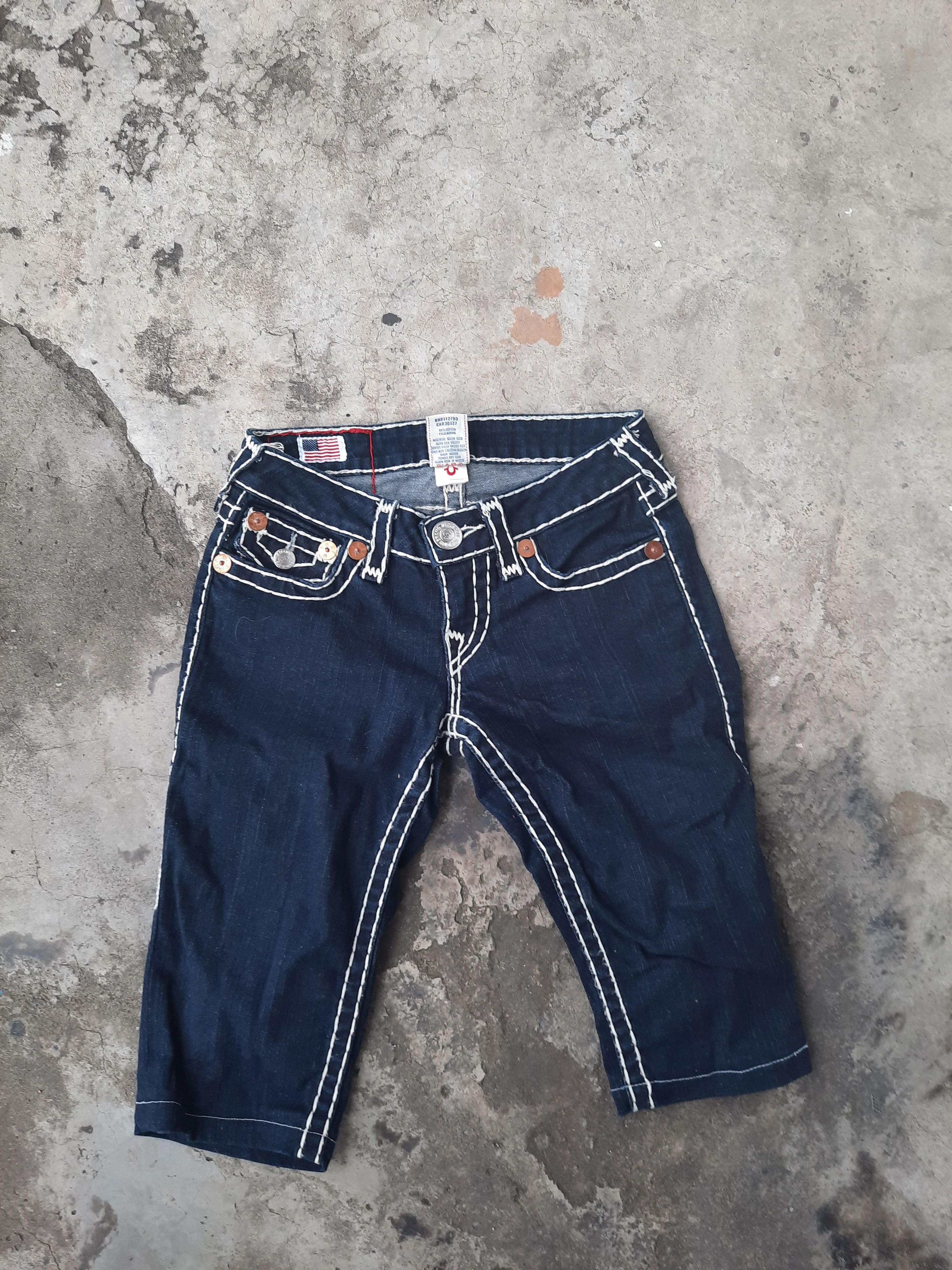 True Religion True Religion Short Pants Size US 28 / EU 44 - 1 Thumbnail