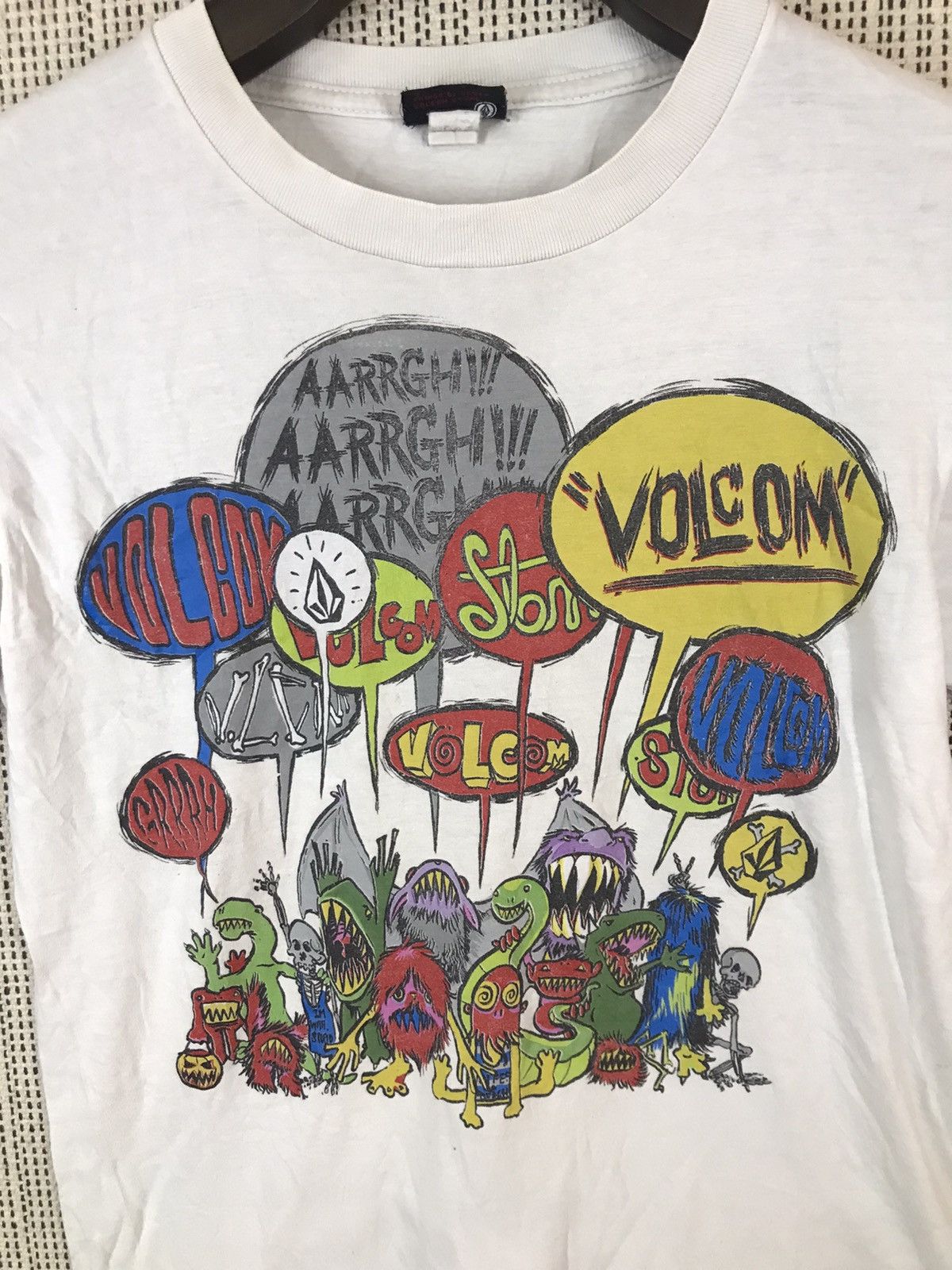 Volcom ‼️VTG VOLCOM MOSTERS DESIGN TSHIRT‼️ Size US S / EU 44-46 / 1 - 2 Thumbnail