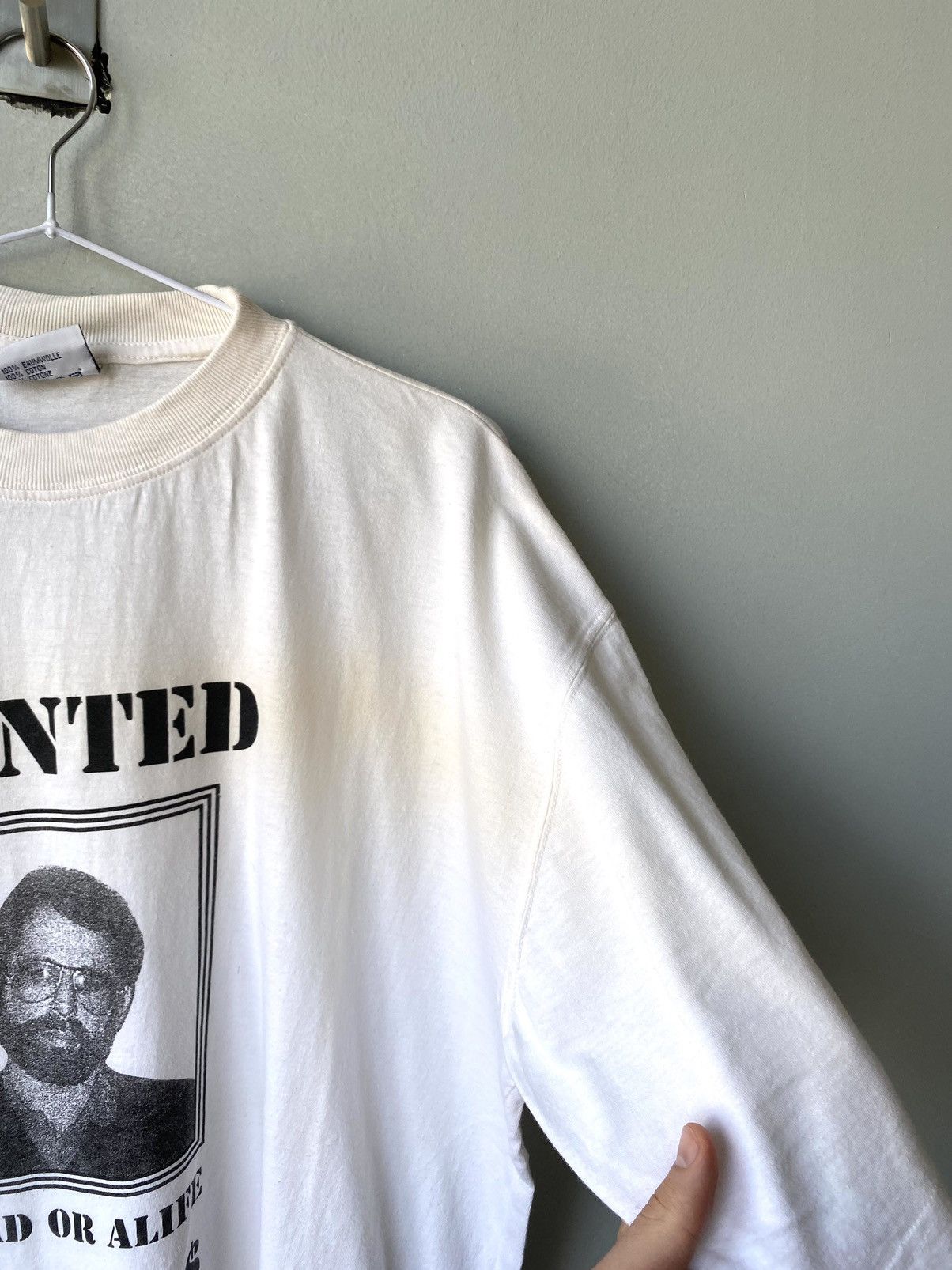 Band Tees 80-90’s Vintage Wanted Terrorist Robber Face T Shirt FBI Size US L / EU 52-54 / 3 - 9 Thumbnail