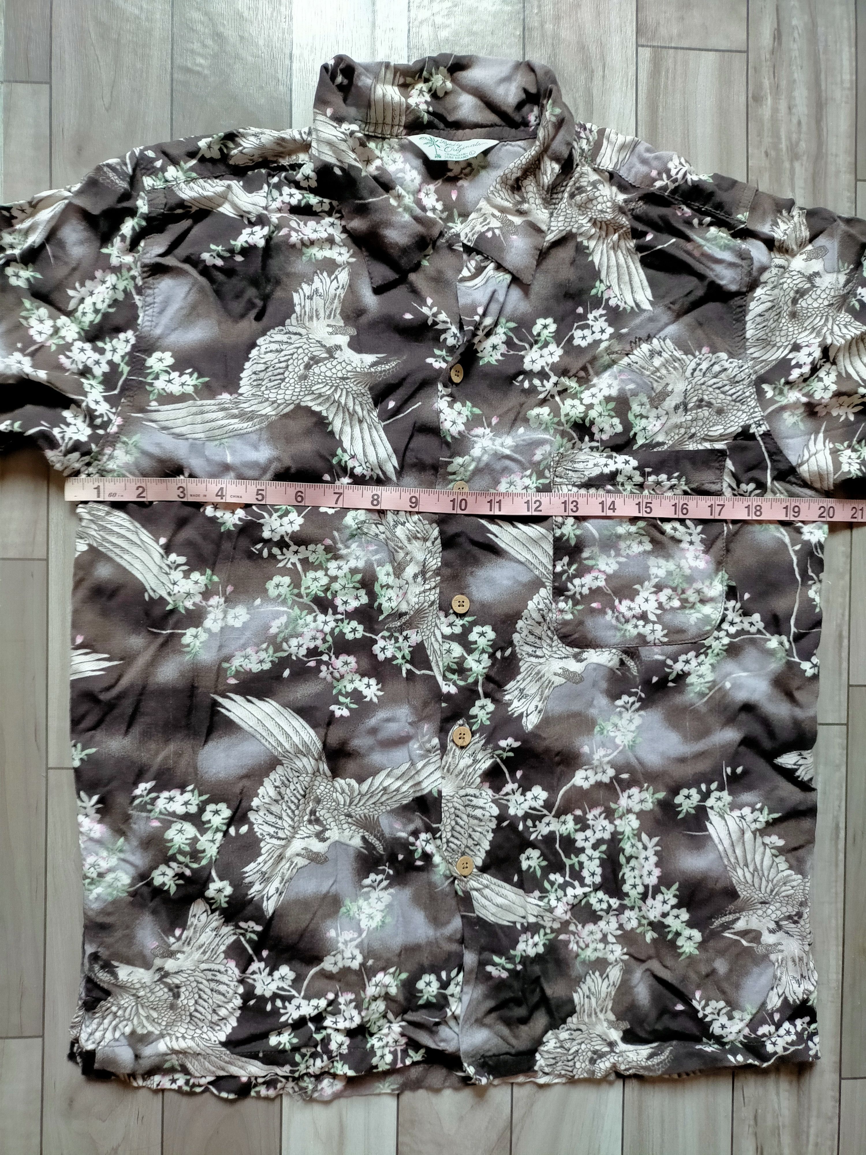 Japanese Brand Birds Eagle motive Hawaiian Rayon button ups shirts Size US L / EU 52-54 / 3 - 8 Thumbnail