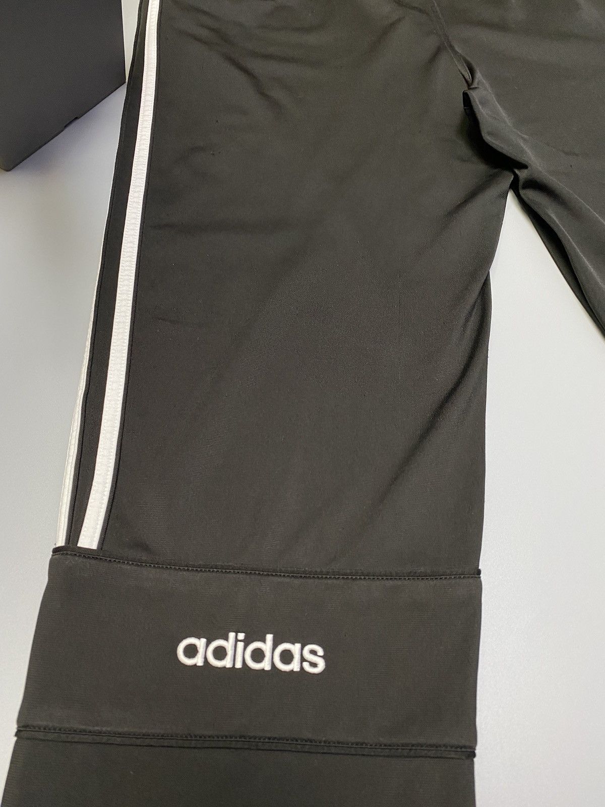 Adidas × Vintage Vintage Adidas Black Track Pants Size US 32 / EU 48 - 19 Thumbnail