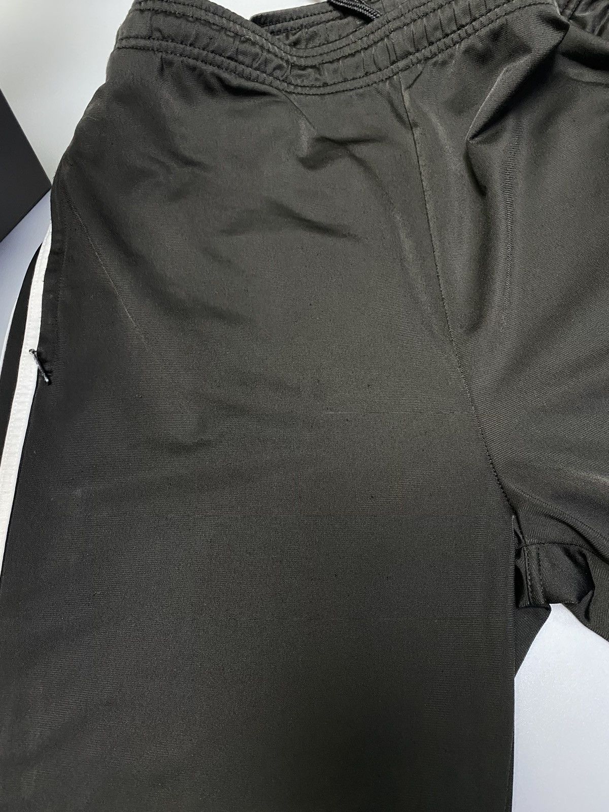 Adidas × Vintage Vintage Adidas Black Track Pants Size US 32 / EU 48 - 24 Thumbnail