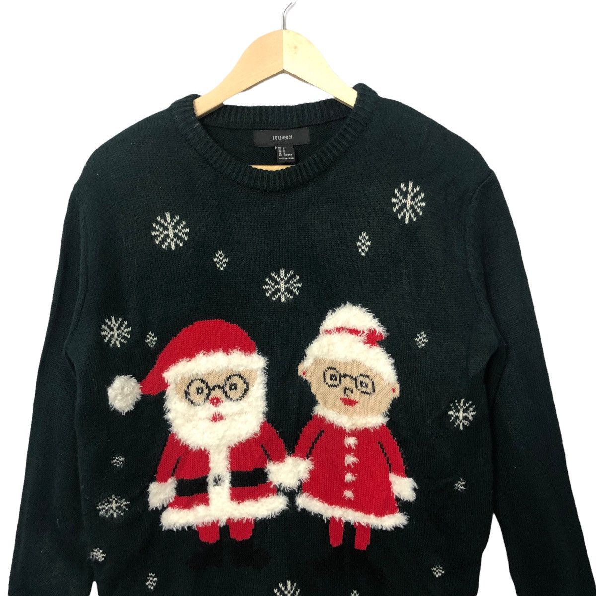 Aran Isles Knitwear × Forever 21 Vtg Forever 21 Big Logo Santa Clause Knitwear Sweater Jumper Size US M / EU 48-50 / 2 - 4 Thumbnail