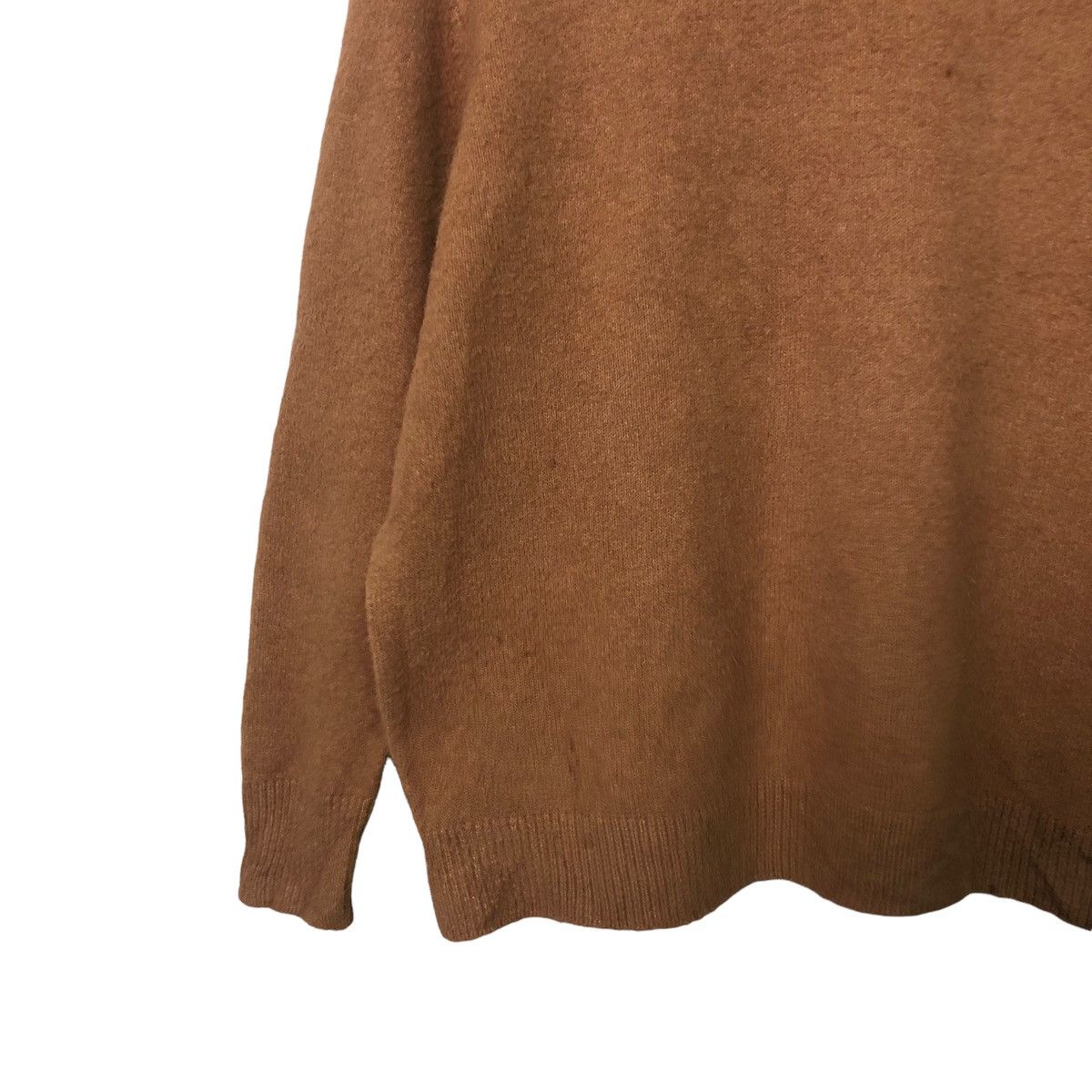 JW Anderson Vintage J.W Anderson Uniqlo Crewneck Knitwear Sweater Jumper Size US XL / EU 56 / 4 - 3 Thumbnail