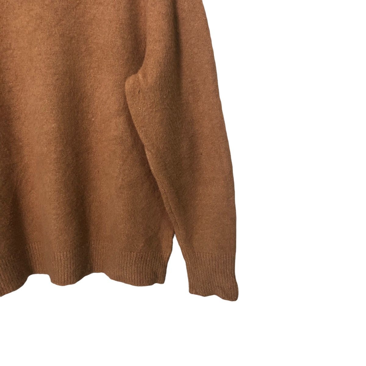 JW Anderson Vintage J.W Anderson Uniqlo Crewneck Knitwear Sweater Jumper Size US XL / EU 56 / 4 - 6 Thumbnail