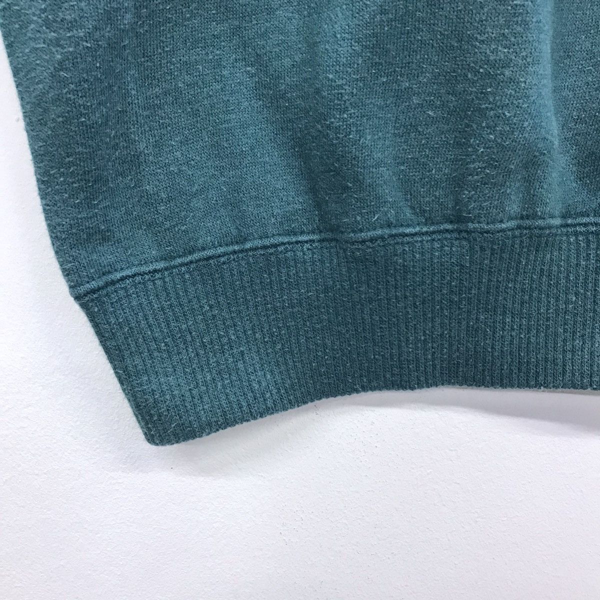 Rare!! Vintage Hanna Barbera Cartoon Sweatshirt