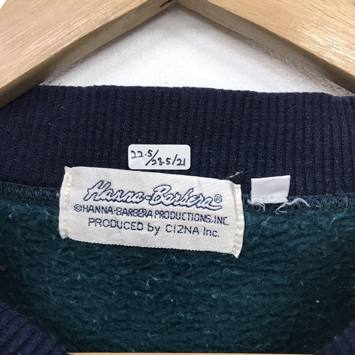 Rare!! Vintage Hanna Barbera Cartoon Sweatshirt