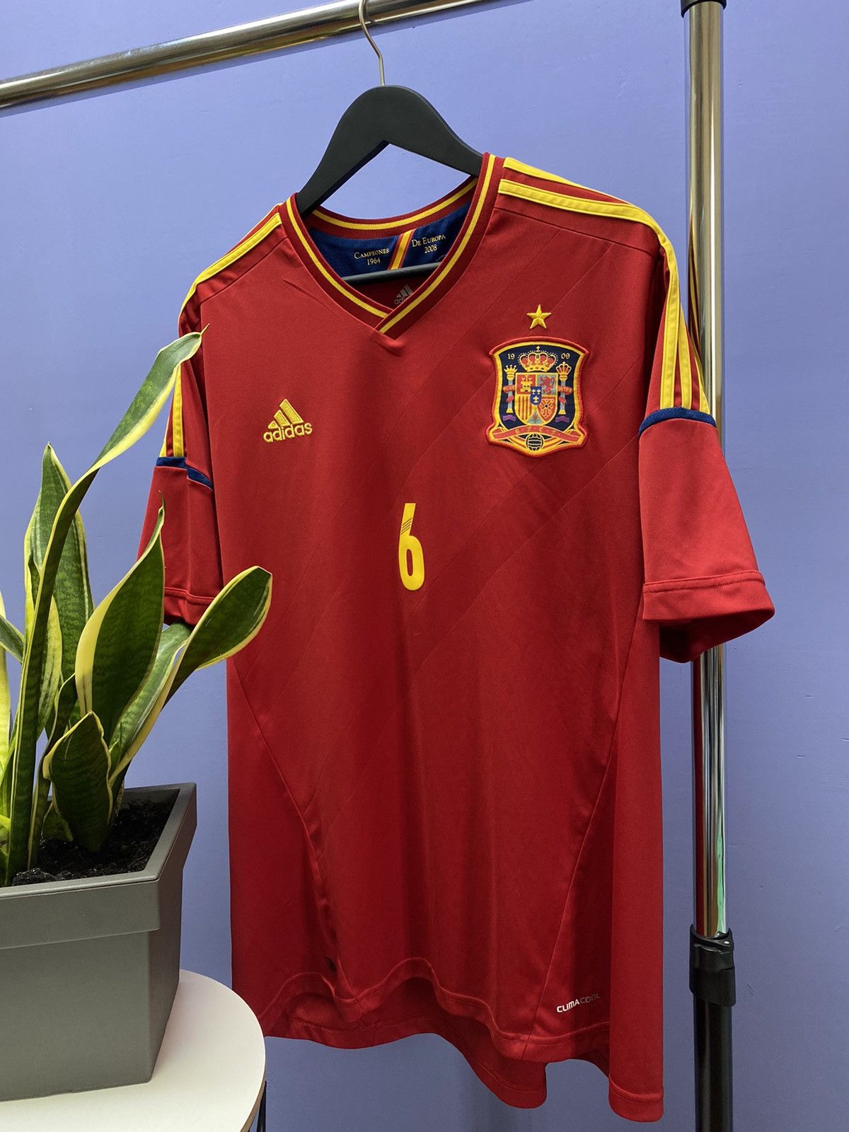 Adidas × UEFA Adidas 2012 2013 Spain #6 Iniesta Soccer Jersey Football Size US XXL / EU 58 / 5 - 4 Thumbnail