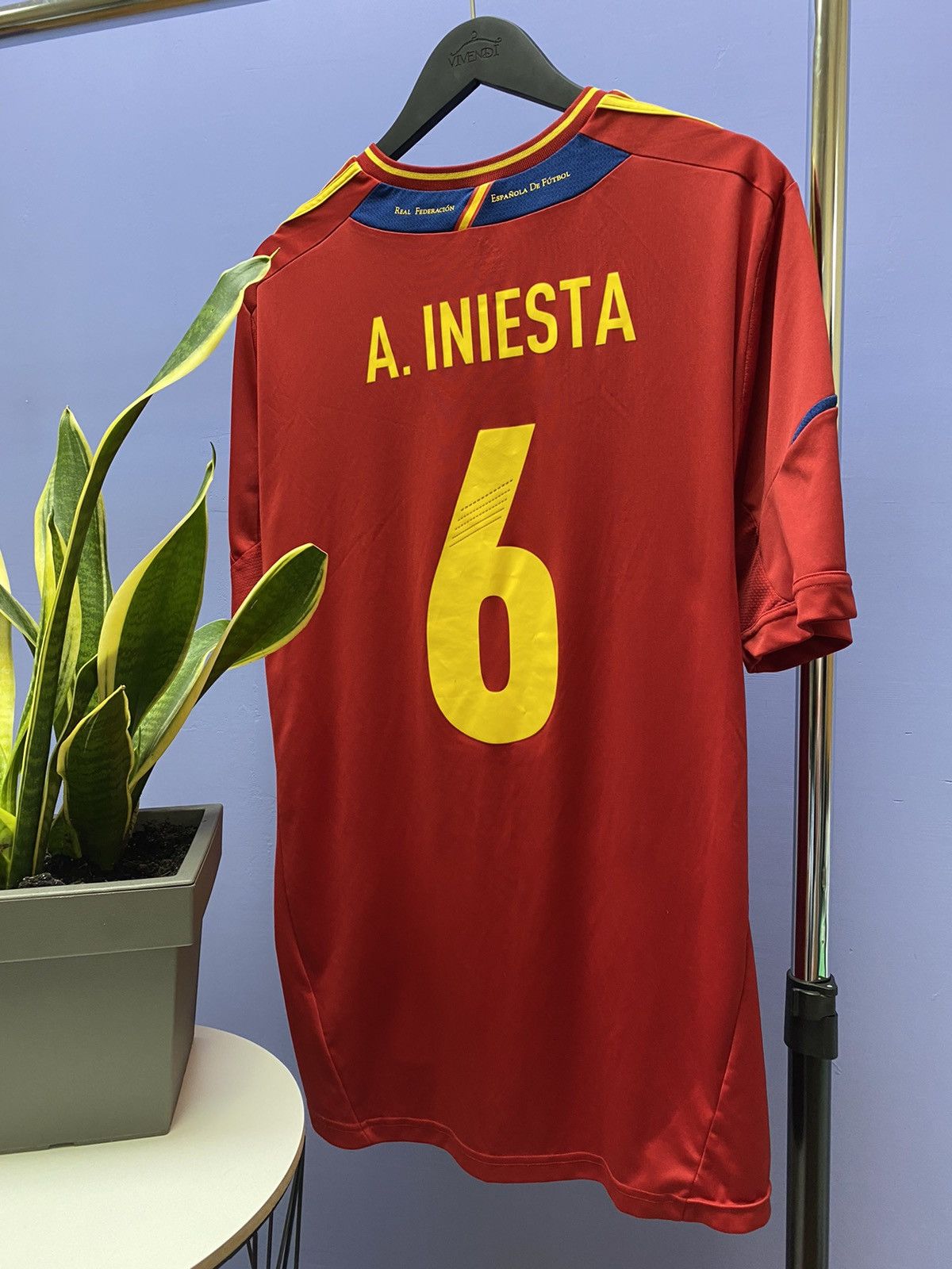 Adidas × UEFA Adidas 2012 2013 Spain #6 Iniesta Soccer Jersey Football Size US XXL / EU 58 / 5 - 2 Thumbnail