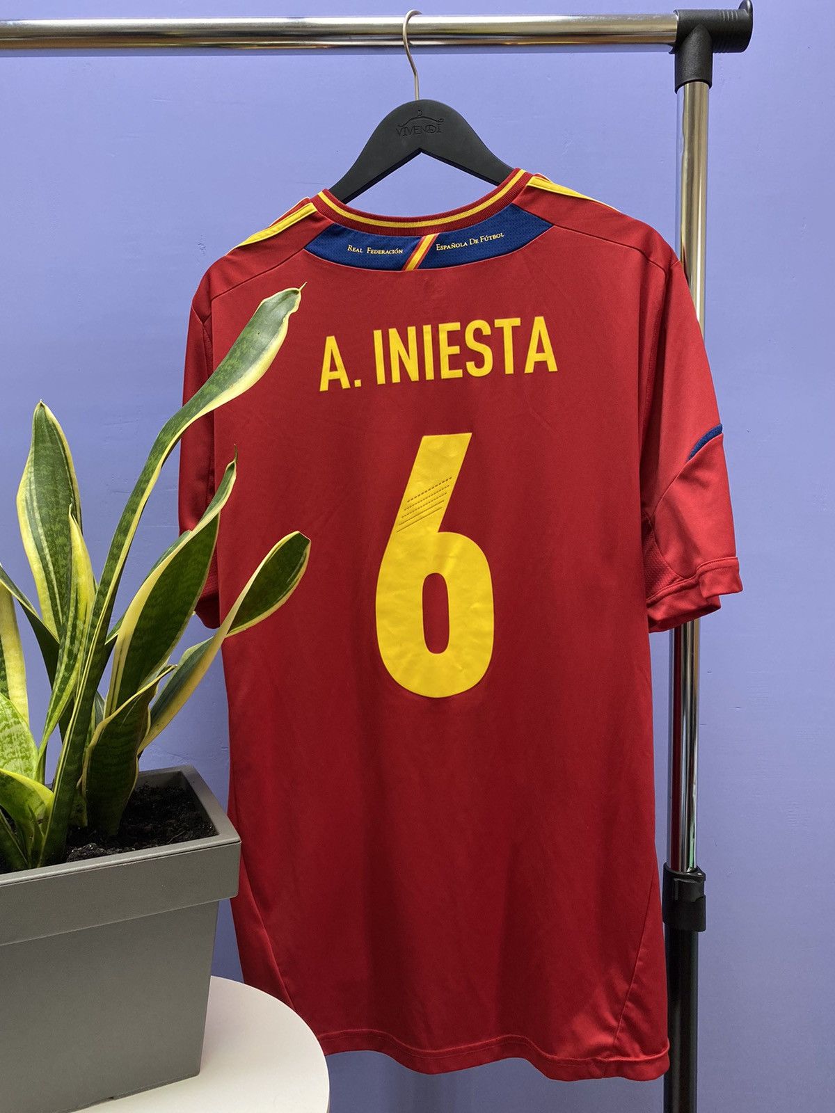 Adidas × UEFA Adidas 2012 2013 Spain #6 Iniesta Soccer Jersey Football Size US XXL / EU 58 / 5 - 1 Thumbnail