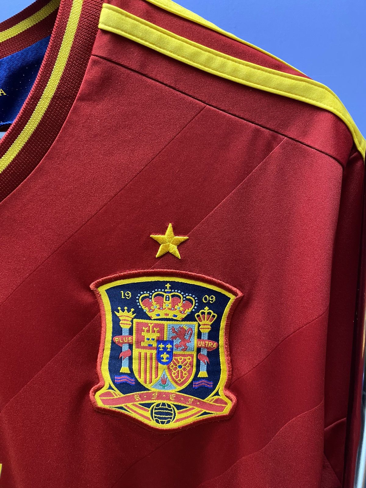 Adidas × UEFA Adidas 2012 2013 Spain #6 Iniesta Soccer Jersey Football Size US XXL / EU 58 / 5 - 14 Thumbnail