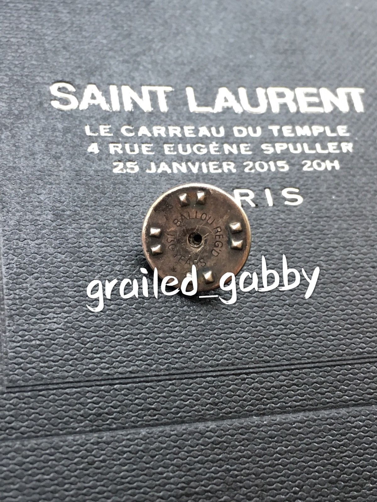 Hedi Slimane × Saint Laurent Paris FW15 Lighter Pin Size ONE SIZE - 3 Thumbnail