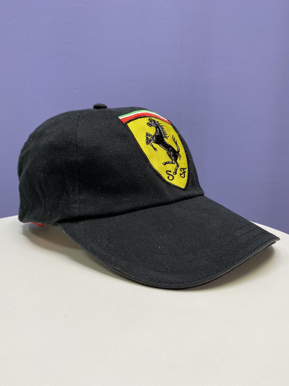 Ferrari × Formula 1 Ferrari F1 Racing Cap Hat Black OS Formula One Adult’s Uno Size ONE SIZE - 2 Thumbnail