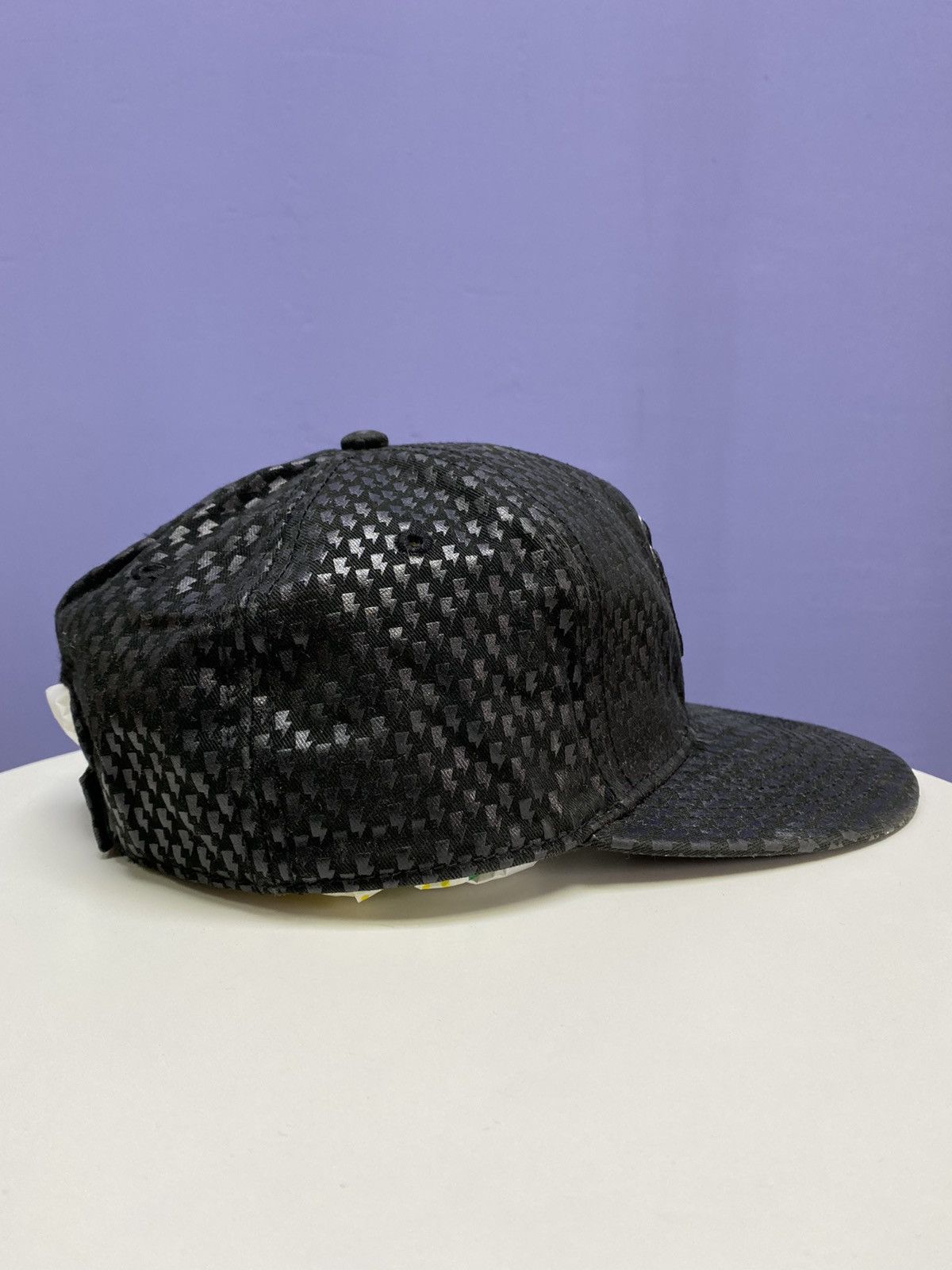 MLB × New York Yankees New York Yankees Flash Print Black Cap Hat Size ONE SIZE - 7 Thumbnail