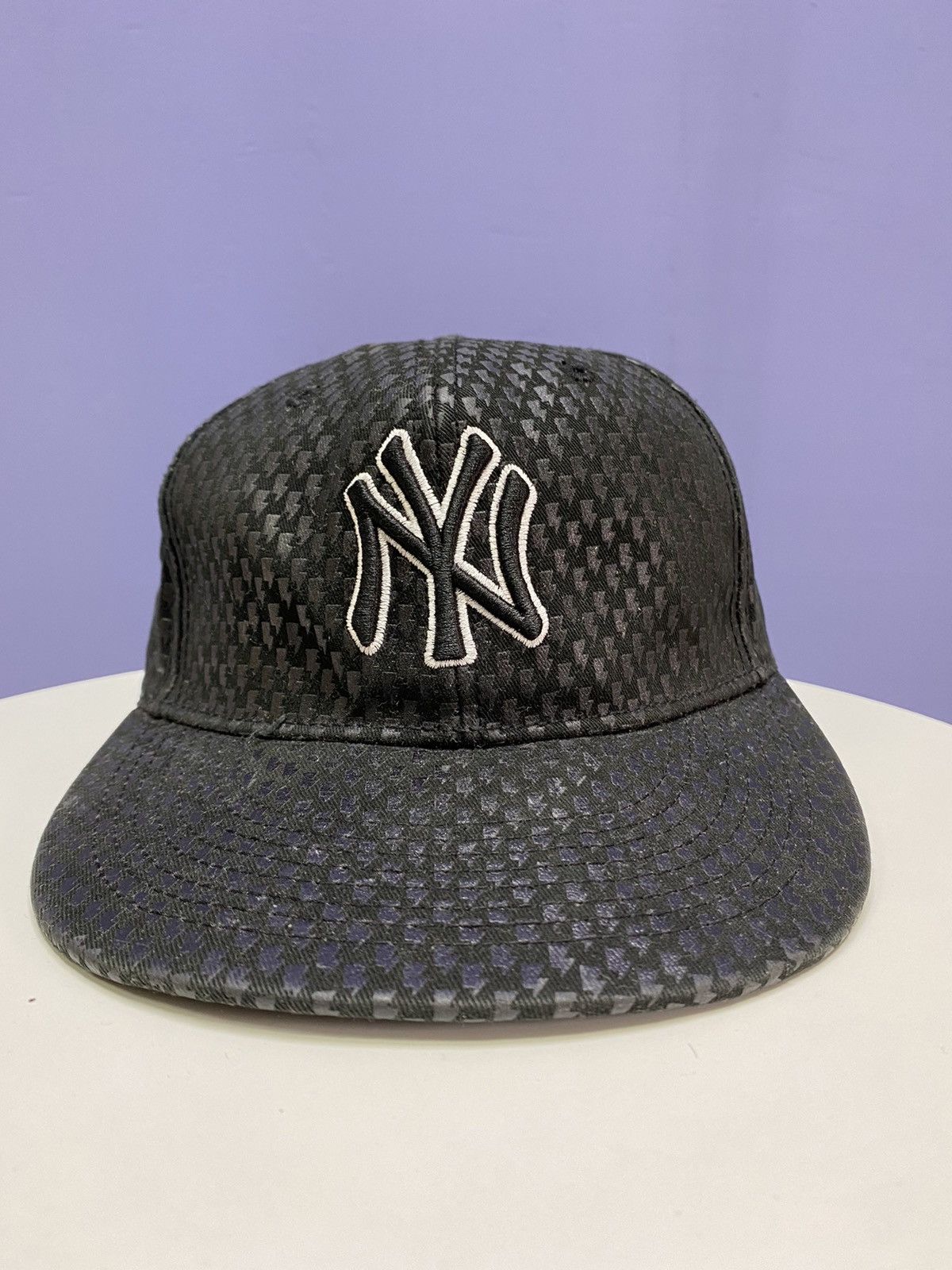 MLB × New York Yankees New York Yankees Flash Print Black Cap Hat Size ONE SIZE - 3 Thumbnail