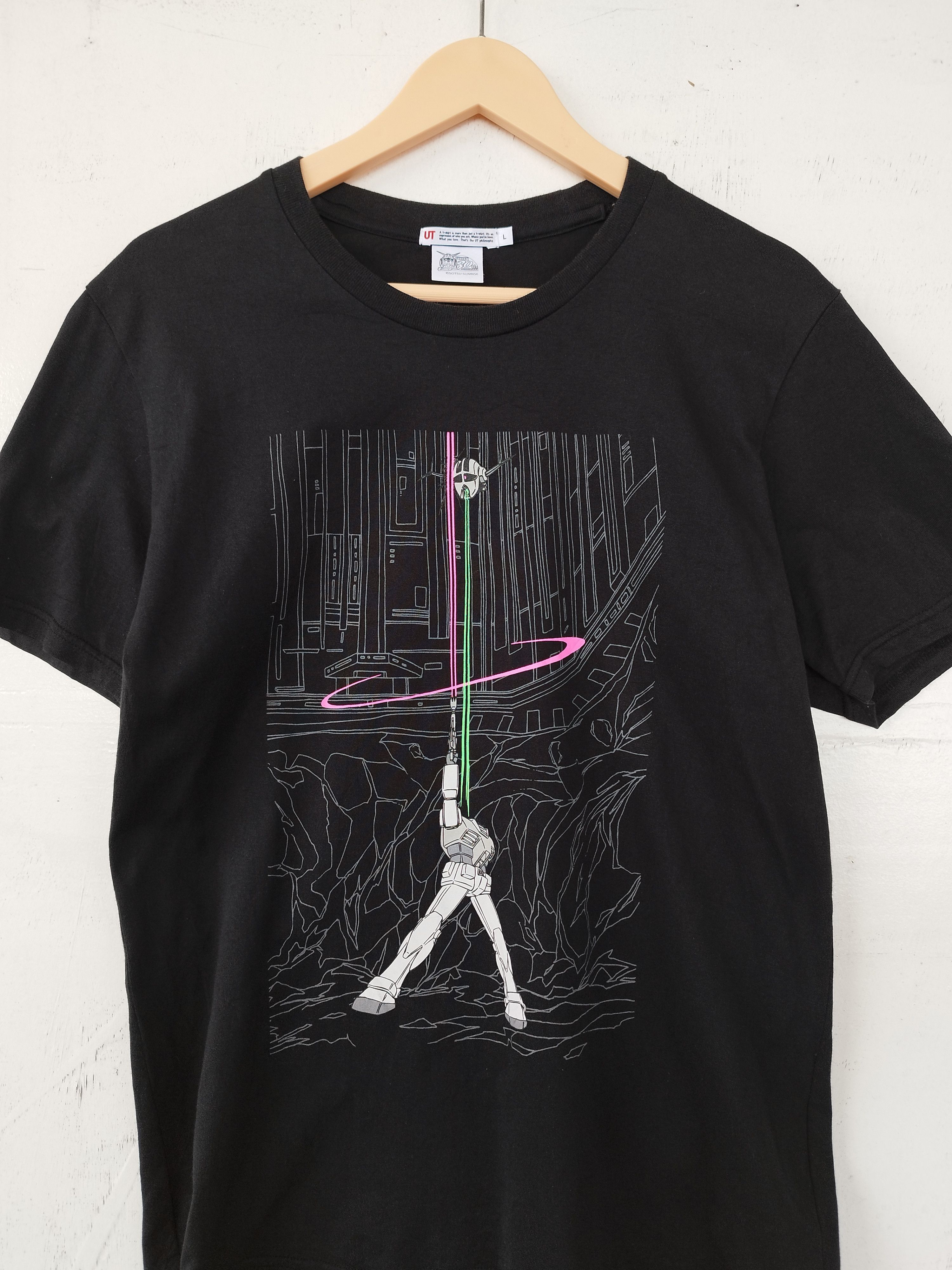 Anime Gundam t shirt Bandai Size US S / EU 44-46 / 1 - 1 Thumbnail