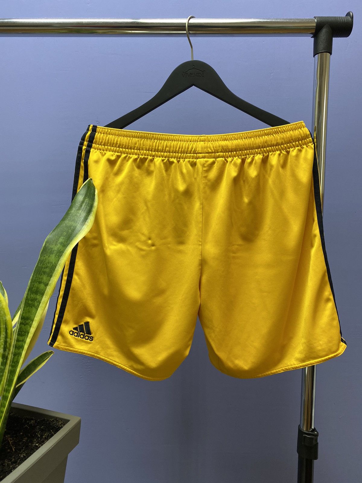 Adidas × Vintage Adidas 2009 Newcastle United Away Soccer Shorts Size US 34 / EU 50 - 12 Thumbnail