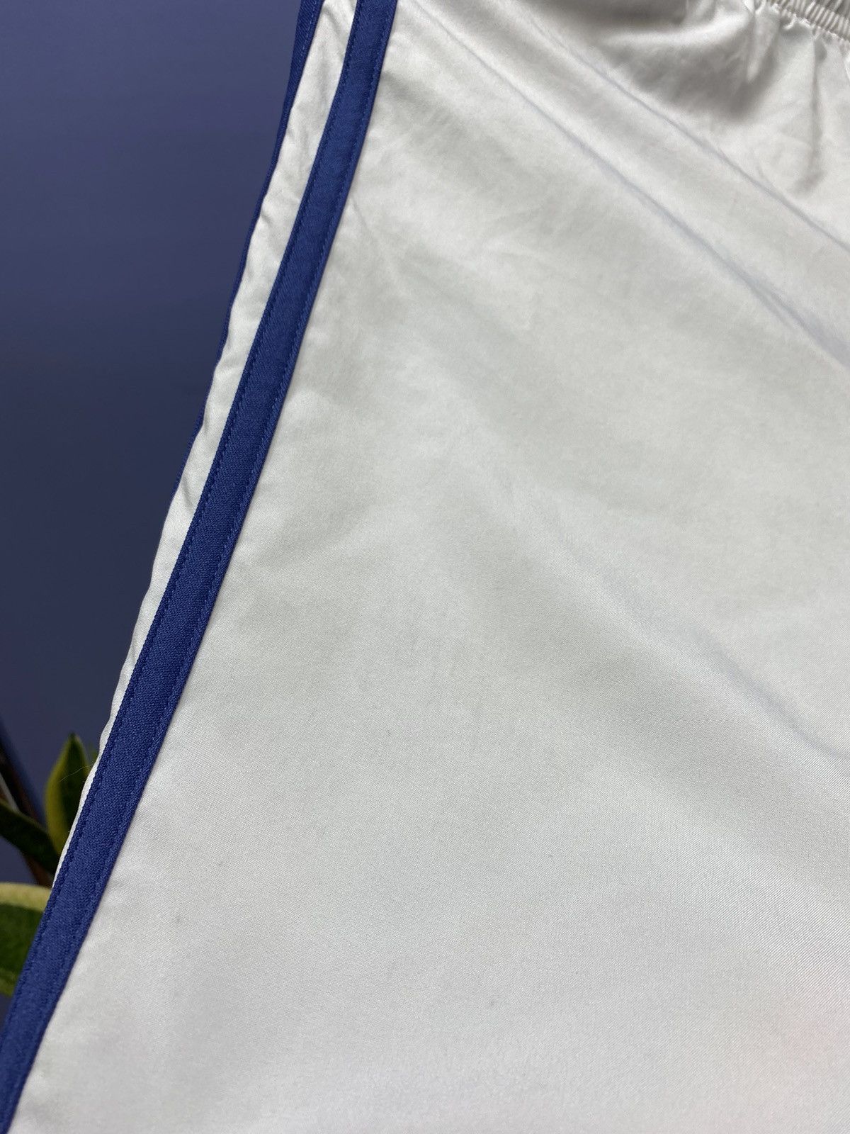 Adidas Adidas 2016 Real Madrid Soccer Shorts Size US 30 / EU 46 - 20 Thumbnail
