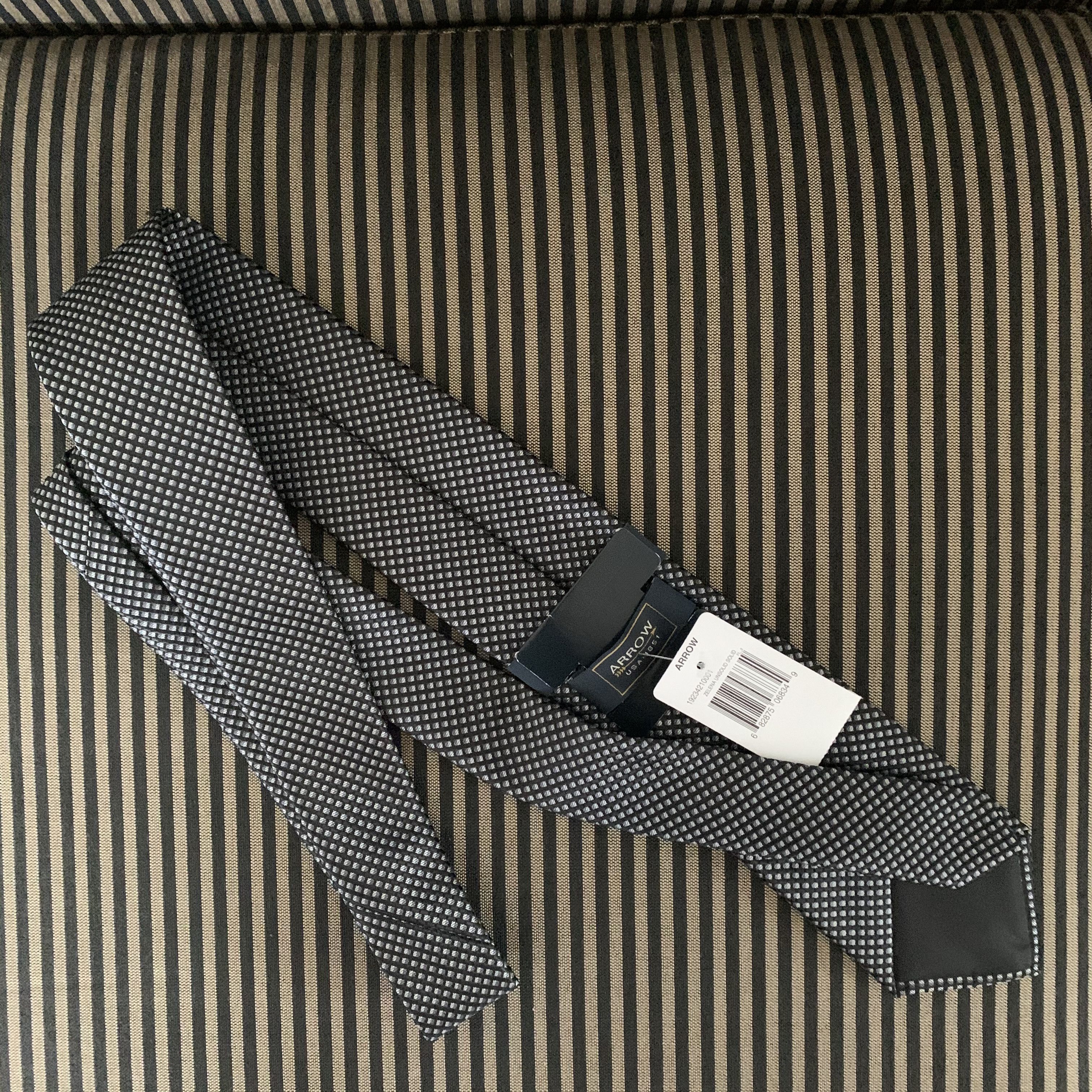 Arrow NWT Arrow Neck Tie Black/White/Gray Check Graphic Easy Care Size ONE SIZE - 5 Thumbnail