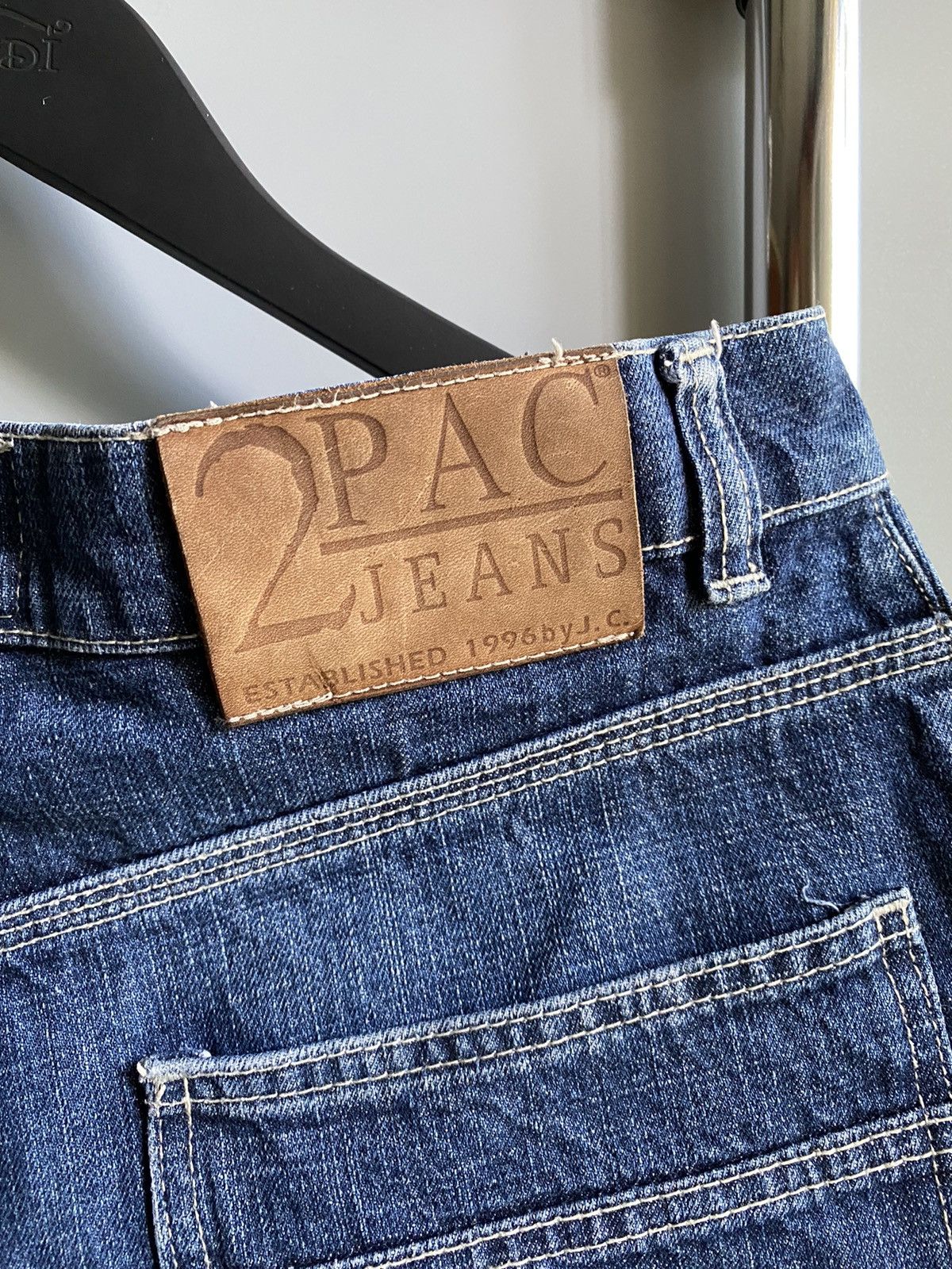 Makaveli × Rap Tees × Vintage Vintage Makaveli x 2Pac Jeans Shorts Denim Tupac Hiphop Rap Size US 33 - 14 Thumbnail