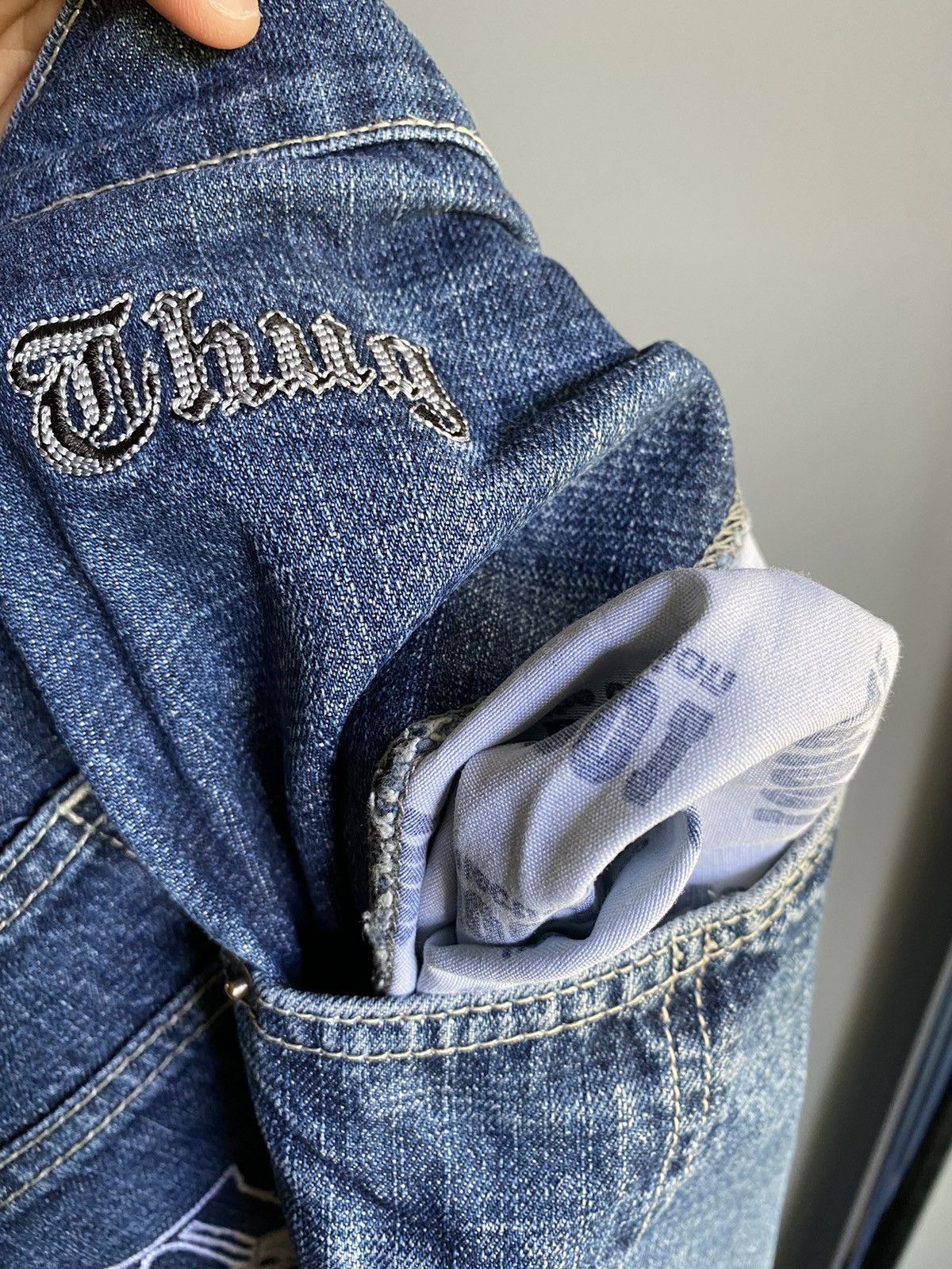 Makaveli × Rap Tees × Vintage Vintage Makaveli x 2Pac Jeans Shorts Denim Tupac Hiphop Rap Size US 33 - 16 Thumbnail