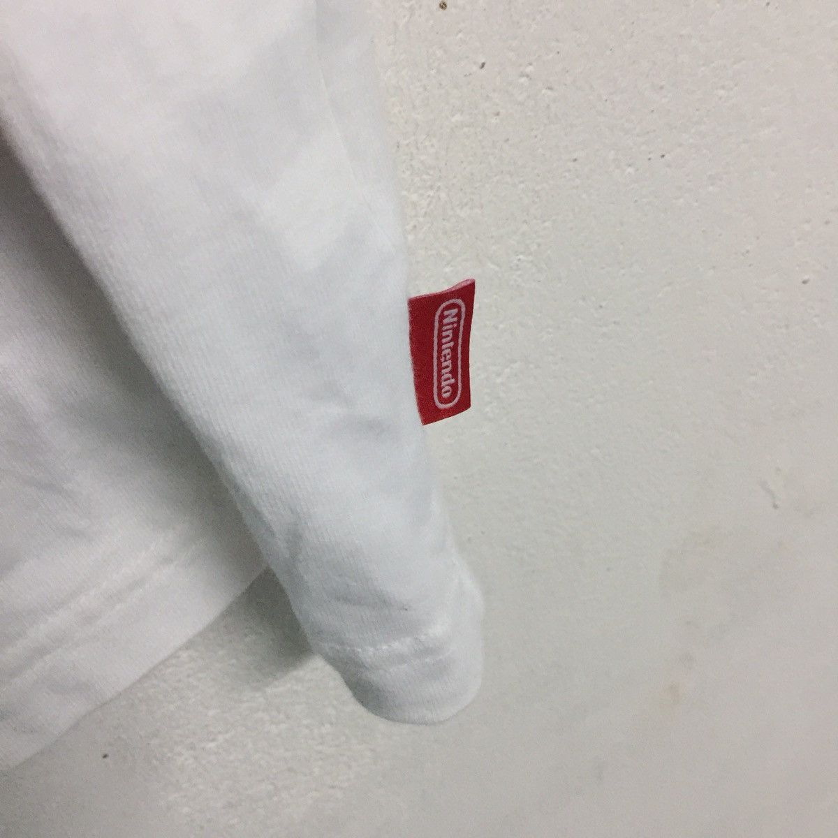 Nintendo × Uniqlo Nintendo x Uniqlo Tee Size US XL / EU 56 / 4 - 4 Thumbnail