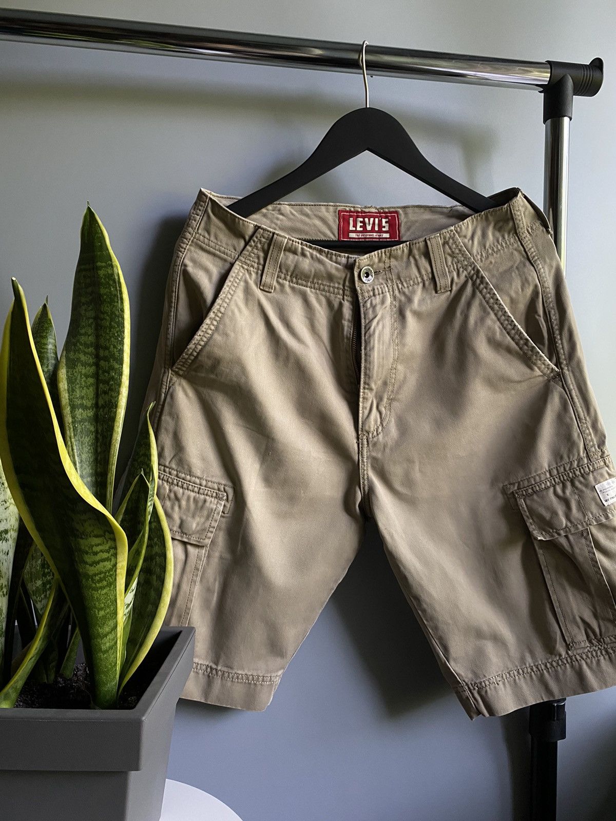 Levi's × Levi's Vintage Clothing × Vintage Vintage Levi’s Cargo Short W30 Size US 30 / EU 46 - 3 Thumbnail