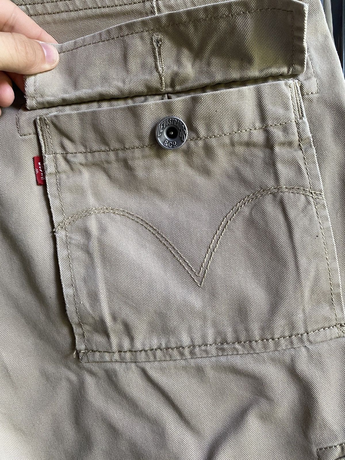 Levi's × Levi's Vintage Clothing × Vintage Vintage Levi’s Cargo Short W30 Size US 30 / EU 46 - 18 Thumbnail
