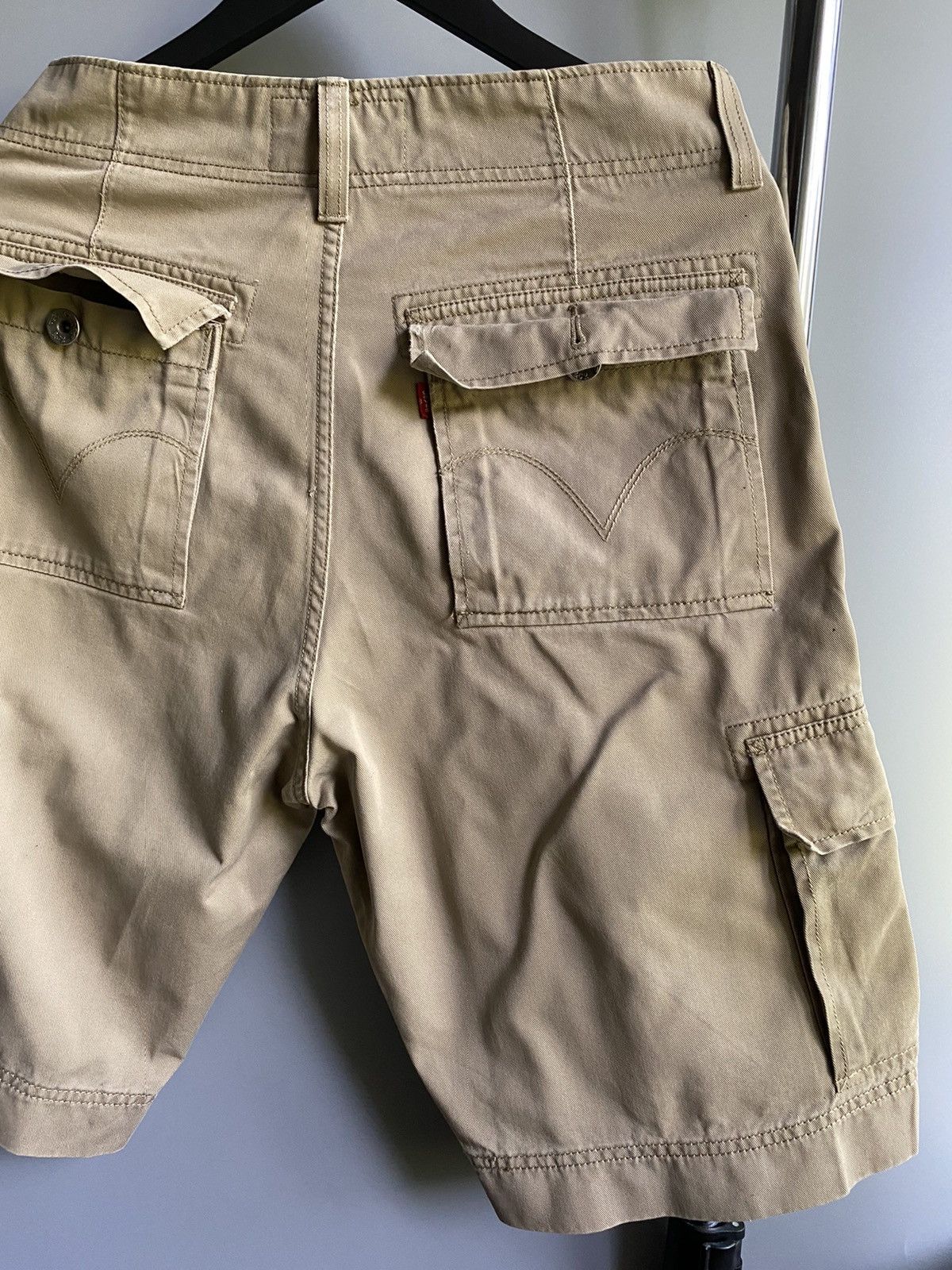 Levi's × Levi's Vintage Clothing × Vintage Vintage Levi’s Cargo Short W30 Size US 30 / EU 46 - 17 Thumbnail